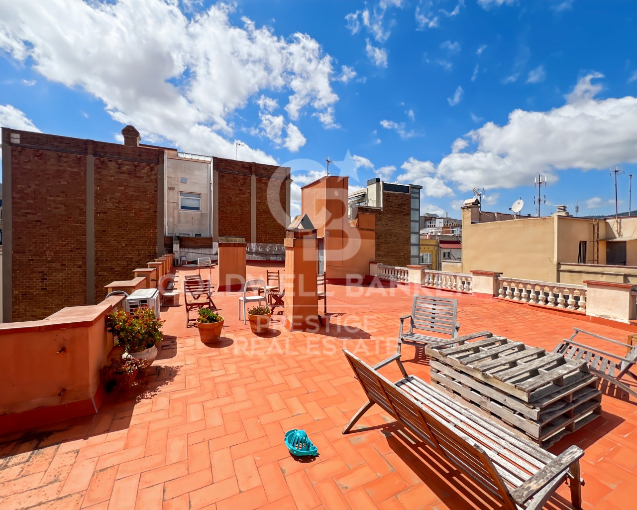 Barcelona, Catalonia, ES, 3 Bedrooms Bedrooms, ,3 BathroomsBathrooms,Residential,For Sale,1807120