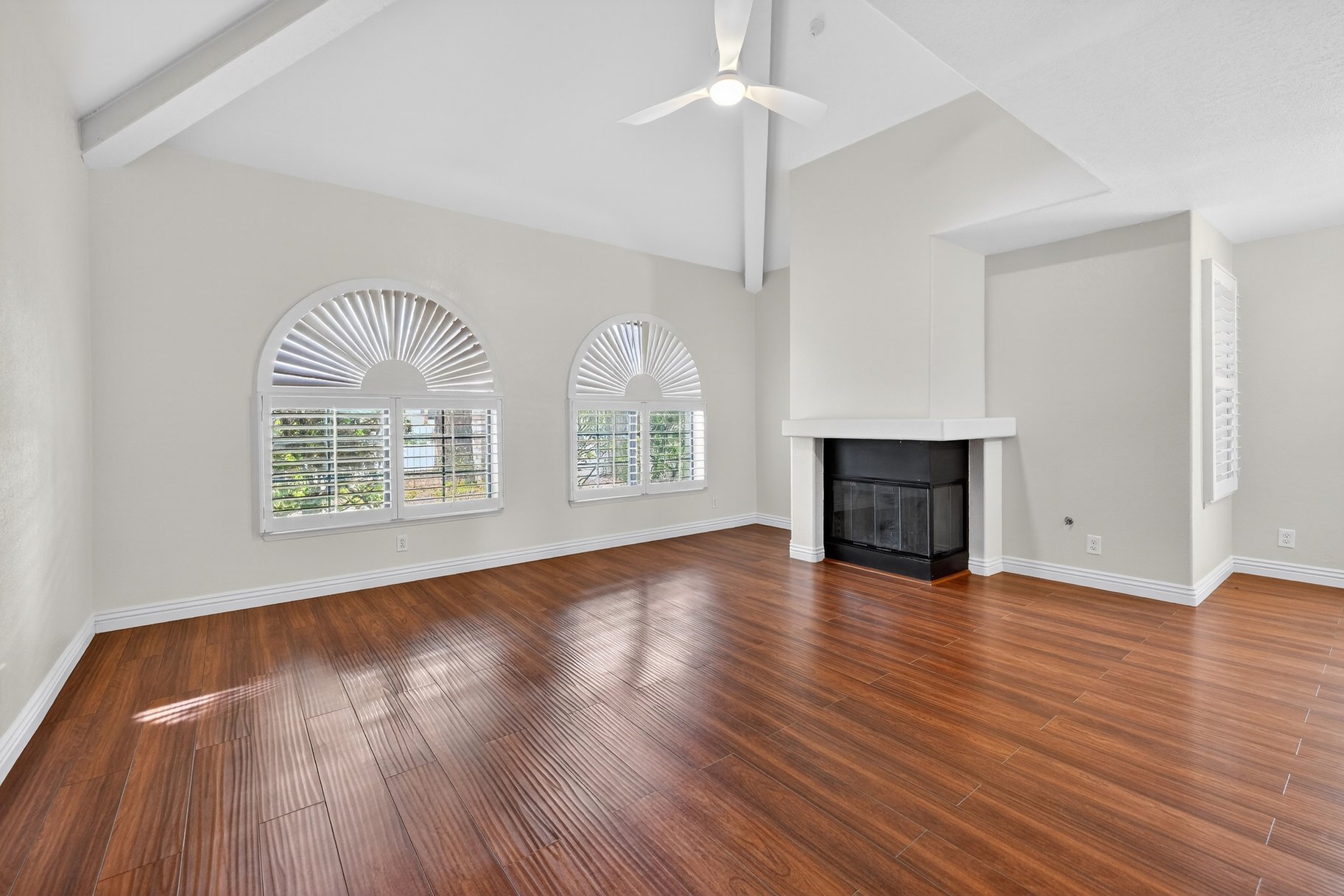  New to Market - 物件實景