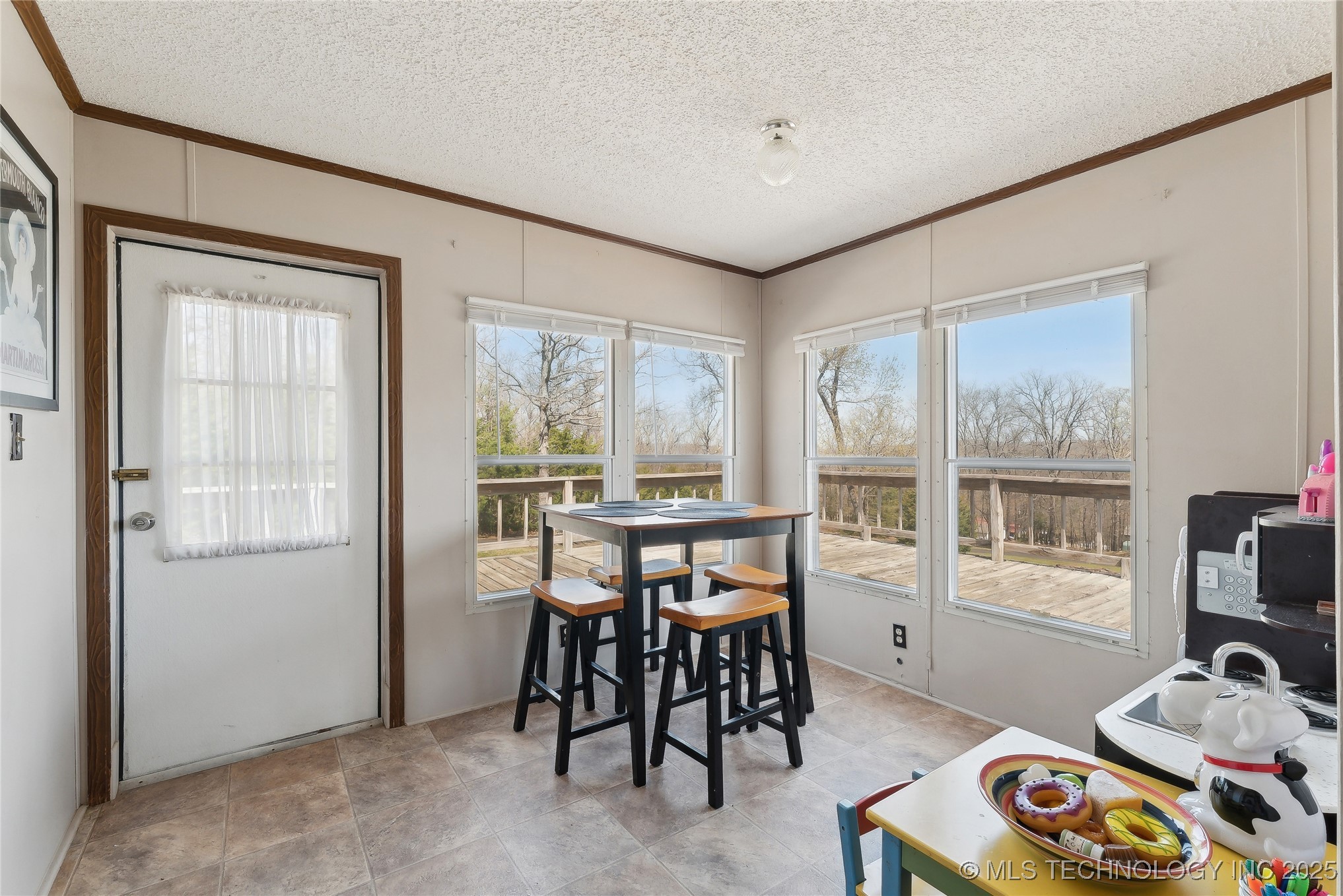Cookson, Oklahoma, 74427, United States, 6 Bedrooms Bedrooms, ,6 BathroomsBathrooms,Residential,For Sale,1751718
