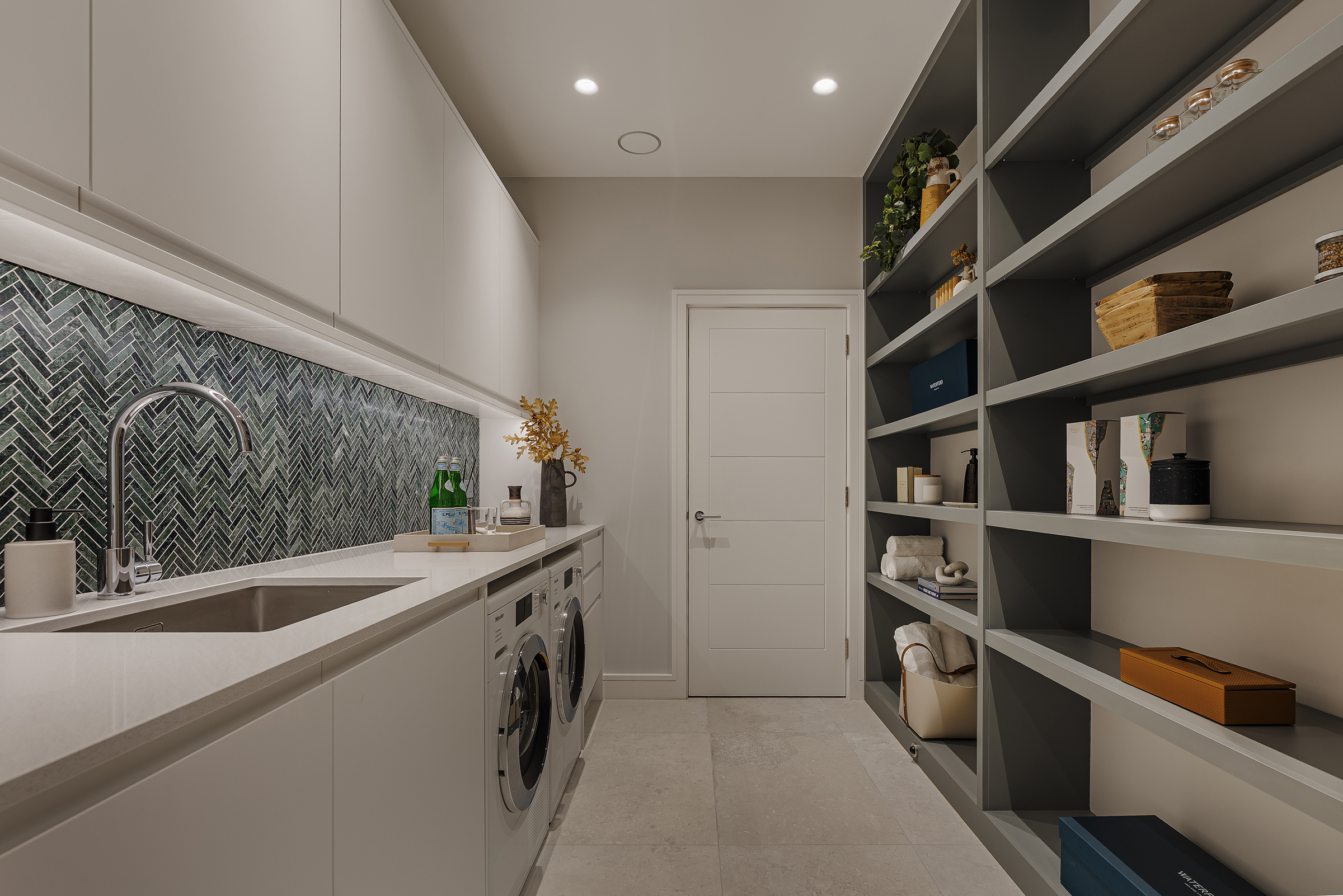  A beautiful brand-new mews home with private parking and award-winning gardens - 物件實景