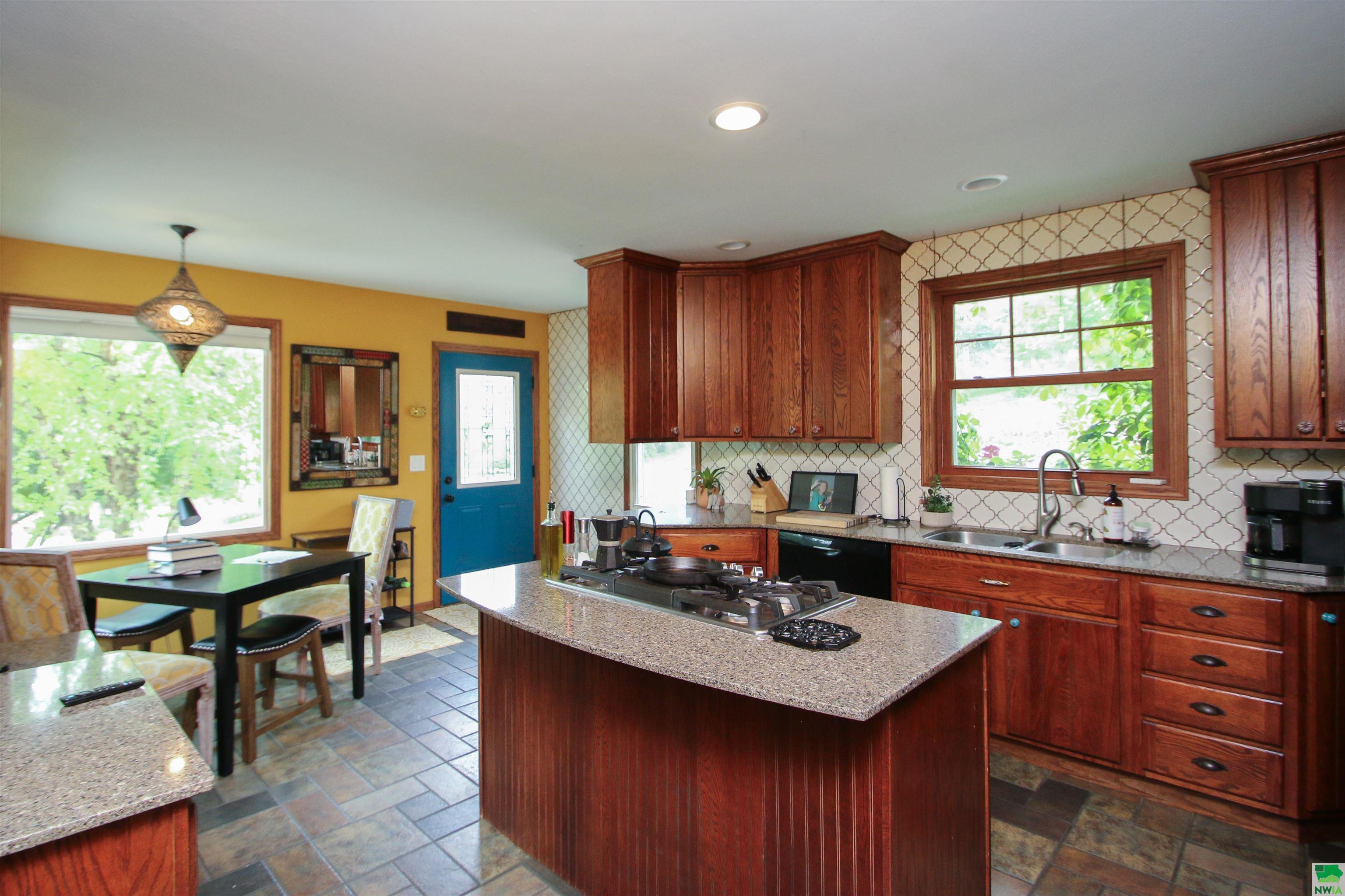 Sioux City, Iowa, 51103, United States, 5 Bedrooms Bedrooms, ,3 BathroomsBathrooms,Residential,For Sale,1824079