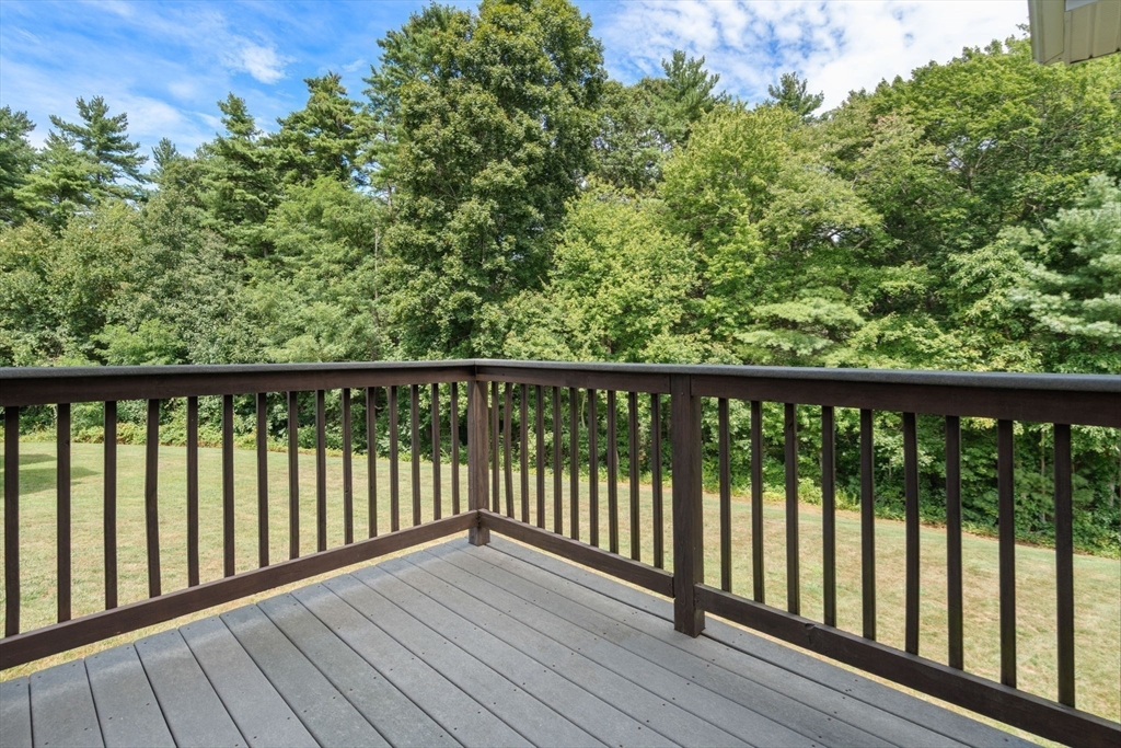 Kingston, Massachusetts, 02364, United States, 2 Bedrooms Bedrooms, ,3 BathroomsBathrooms,Residential,For Sale,1932418