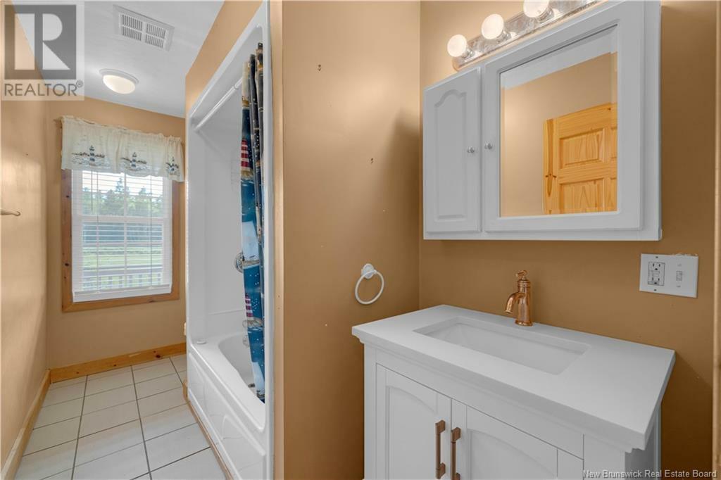 BAYSIDE, New Brunswick, E5B 2T1, CA, 3 Bedrooms Bedrooms, ,2 BathroomsBathrooms,Residential,For Sale,1874052