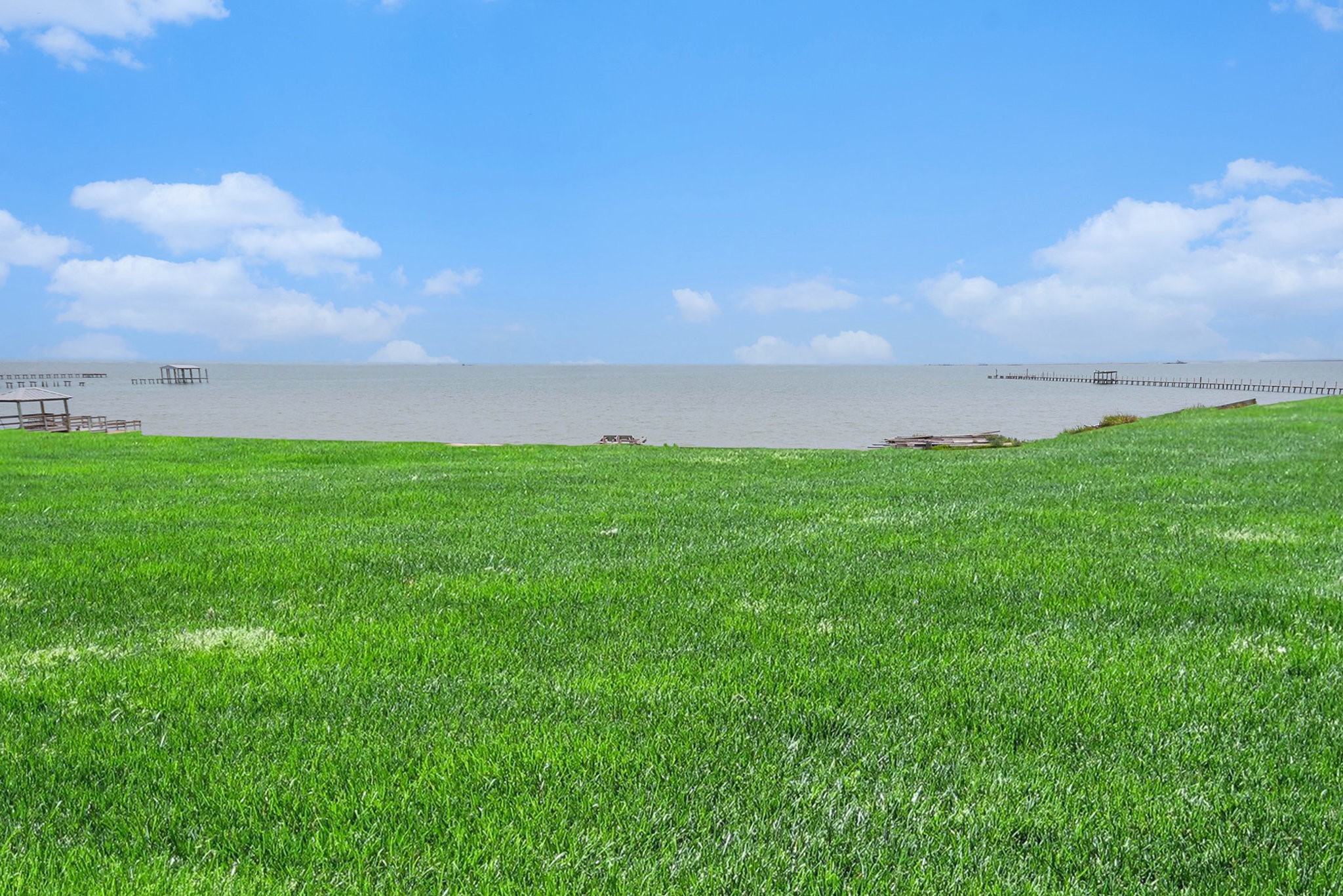 Beach City, Texas, 77523, United States, 2 Bedrooms Bedrooms, ,2 BathroomsBathrooms,Residential,For Sale,1925537