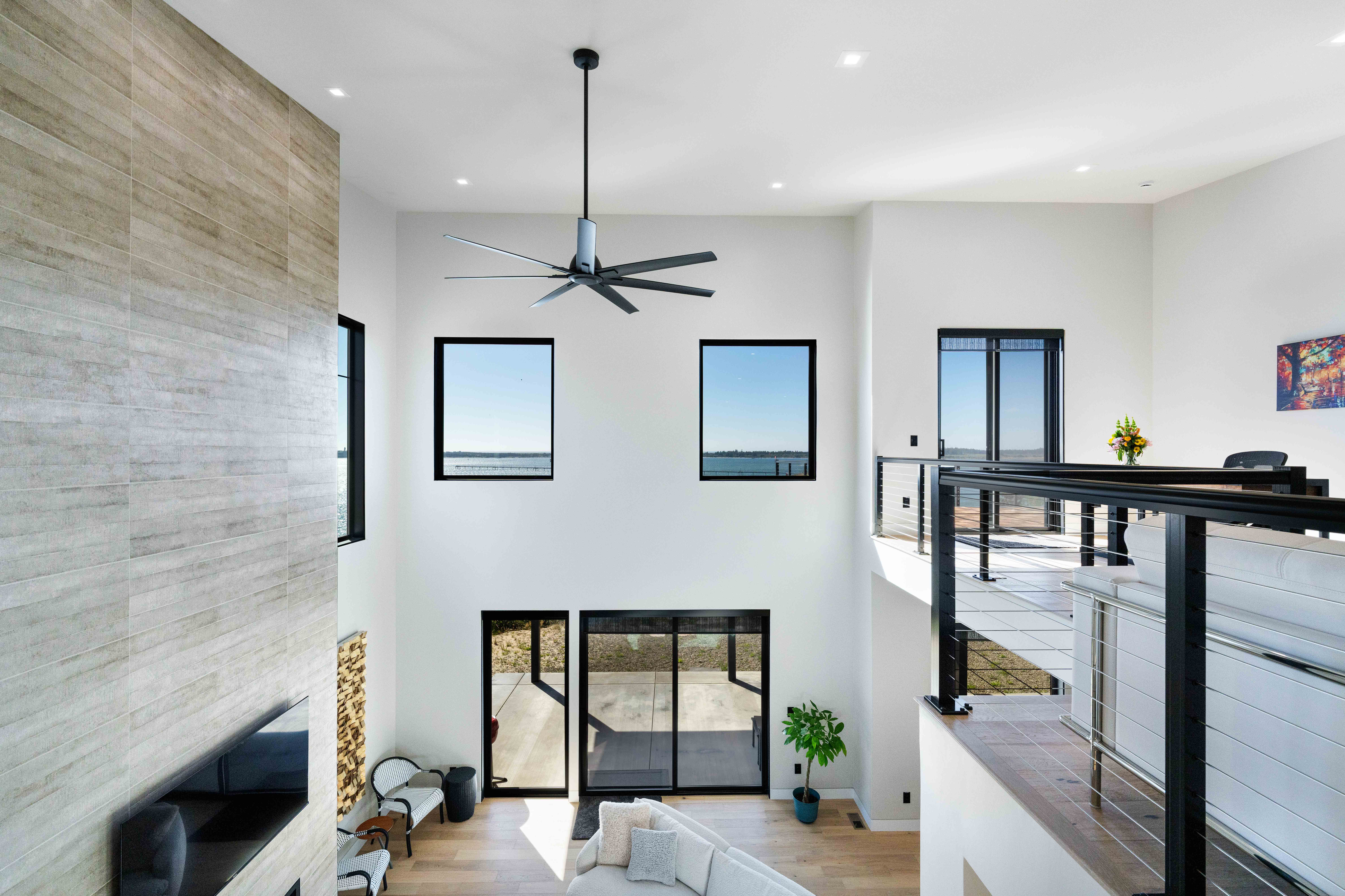  Bayfront Modern Masterpiece in Coos Bay, Oregon - 物件實景