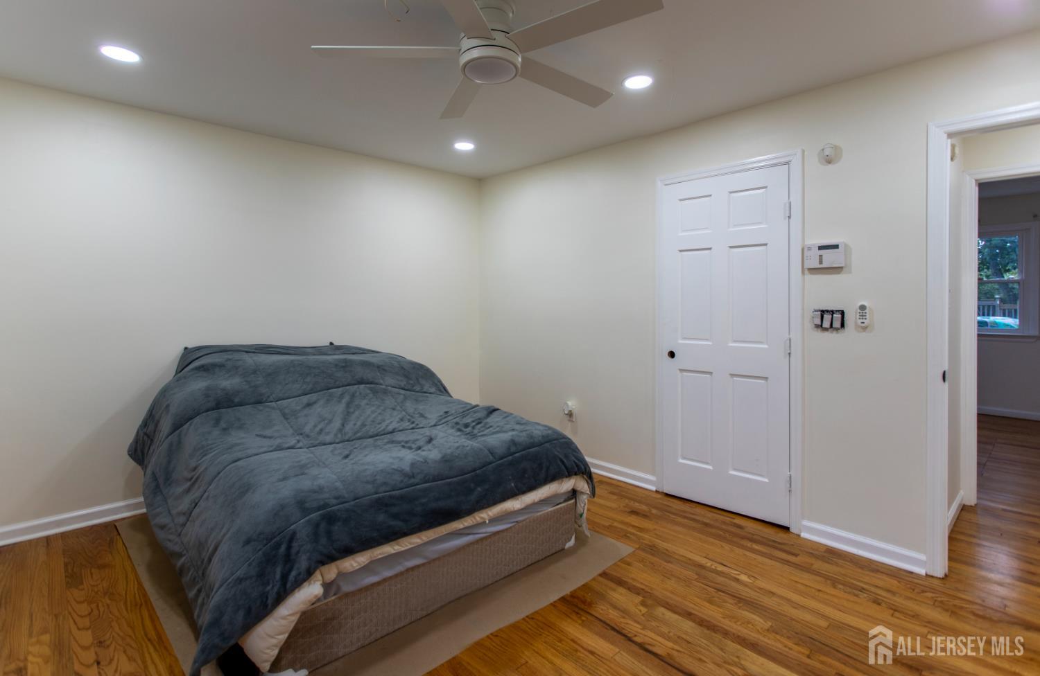 Toms River, New Jersey, 08757, United States, 4 Bedrooms Bedrooms, ,2 BathroomsBathrooms,Residential,For Sale,1982321