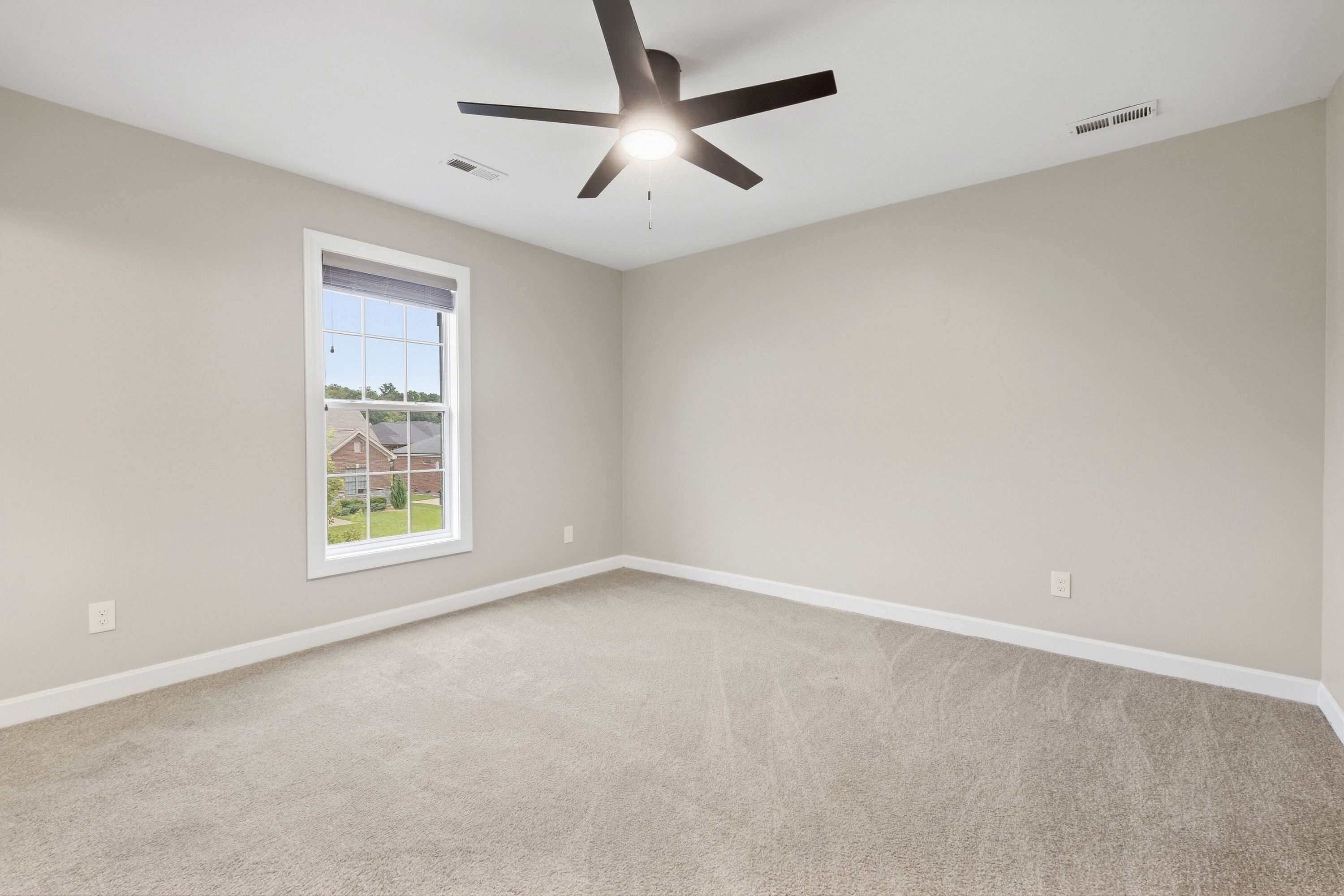  2008 Scenic Lakes Drive, Louisville, KY 40245 - 物件實景