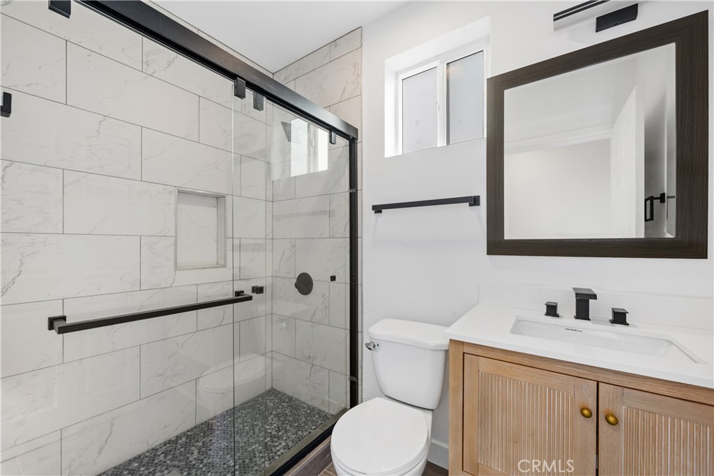 Los Angeles, California, 90011, United States, ,Residential,For Sale,1991089