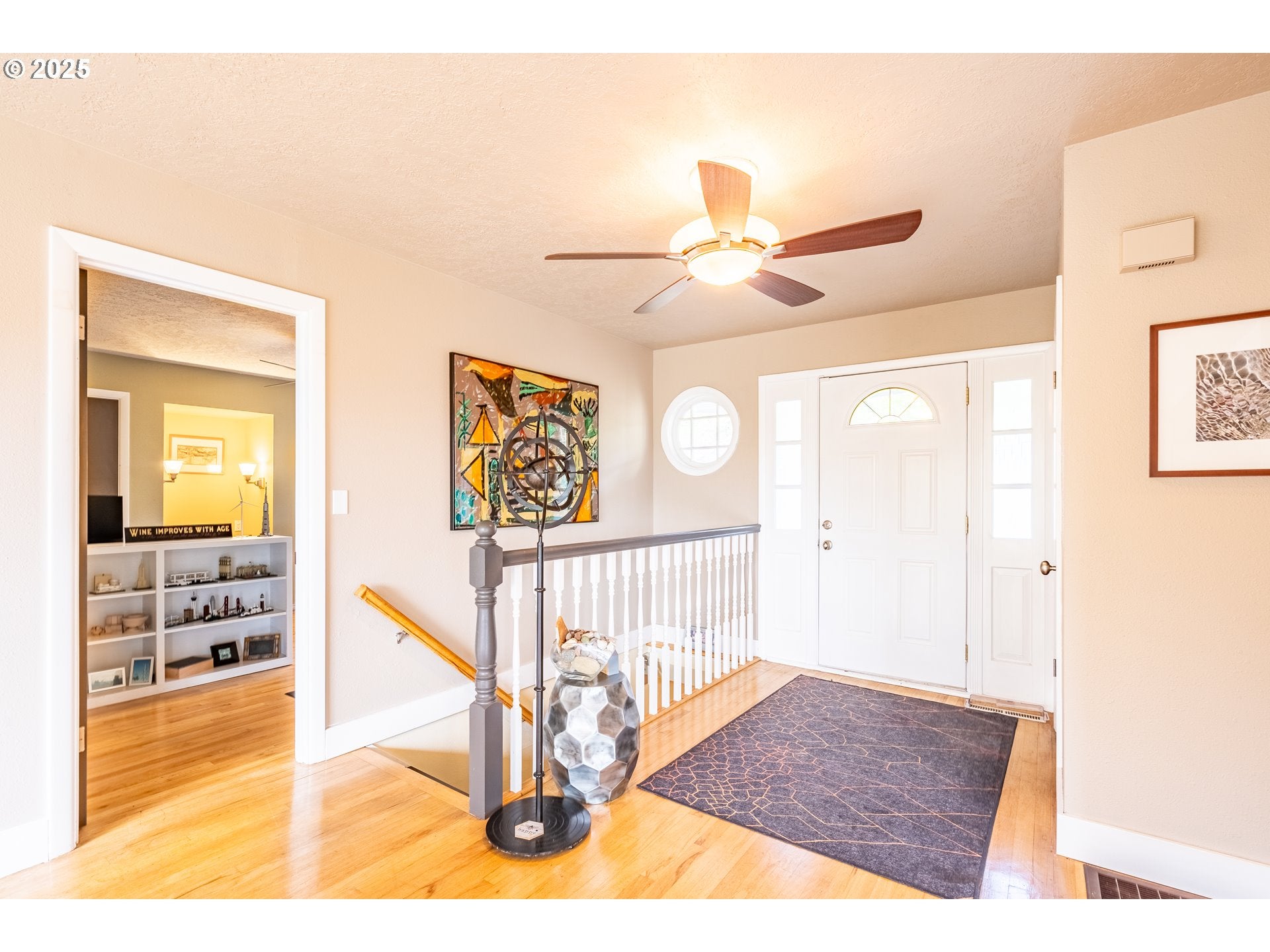 Portland, Oregon, 97219, United States, 4 Bedrooms Bedrooms, ,3 BathroomsBathrooms,Residential,For Sale,1985730