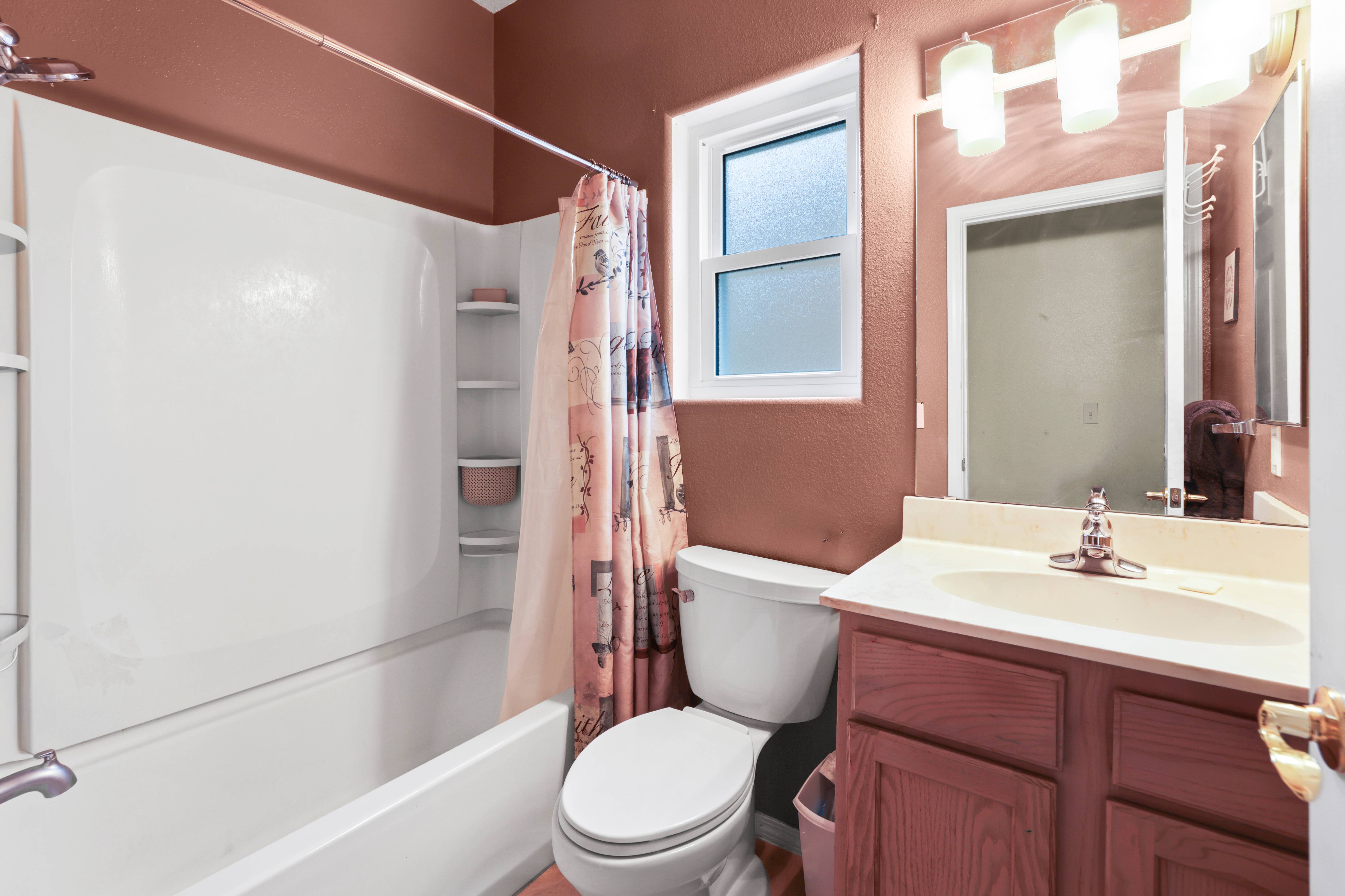 Santa Fe, New Mexico, 87508, United States, 5 Bedrooms Bedrooms, ,3 BathroomsBathrooms,Residential,For Sale,1977454