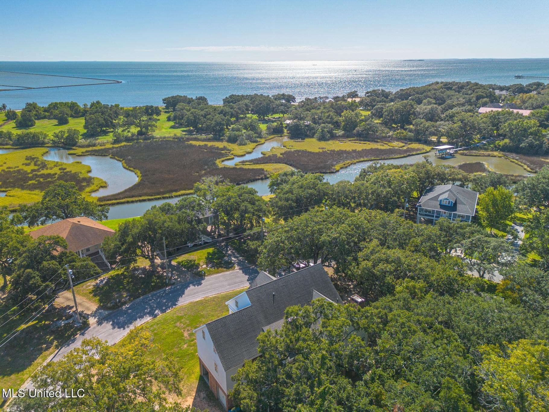 Pascagoula, Mississippi, 39581, United States, 5 Bedrooms Bedrooms, ,6 BathroomsBathrooms,Residential,For Sale,1977278