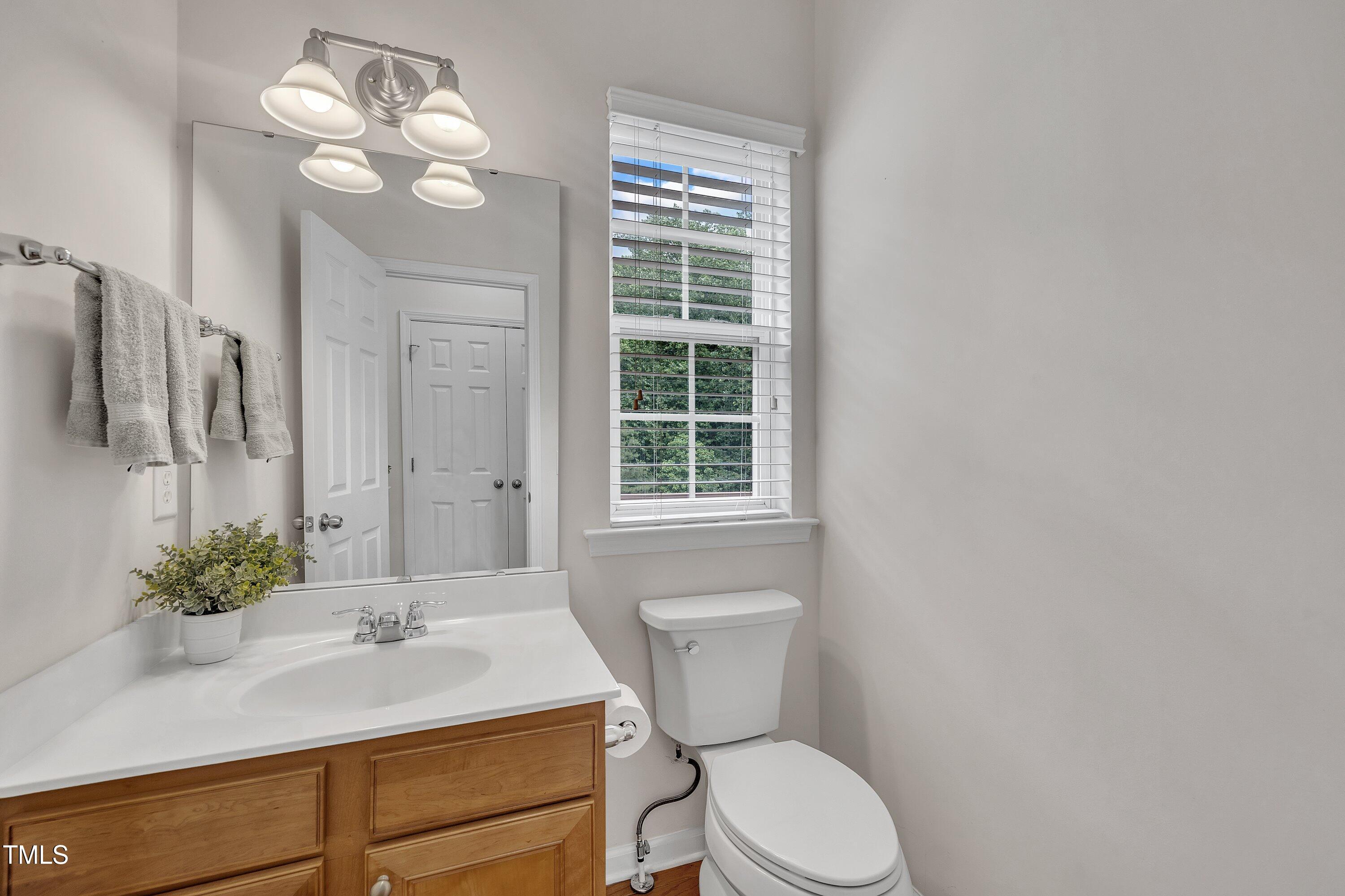 Raleigh, North Carolina, 27612, United States, 3 Bedrooms Bedrooms, ,4 BathroomsBathrooms,Residential,For Sale,1932612