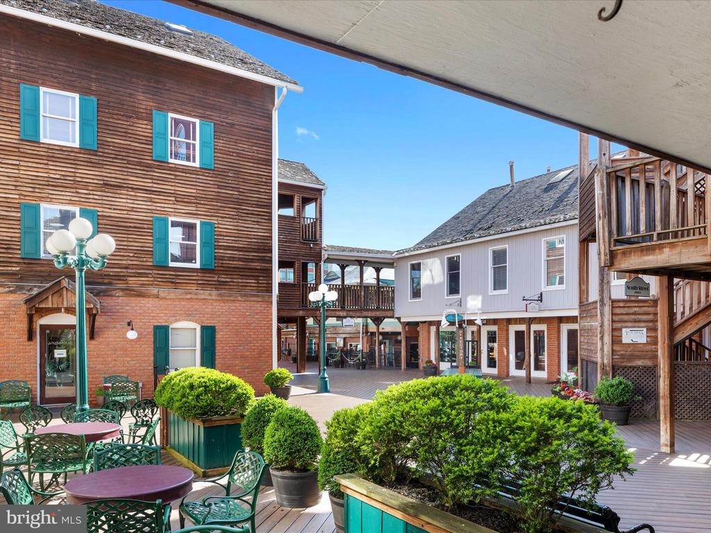 Leesburg, Virginia, 20176, United States, ,Residential,For Sale,1915866
