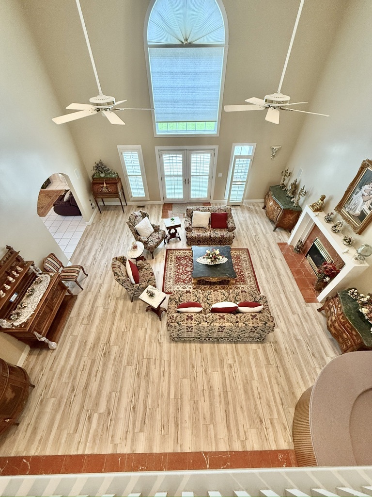 Union City, Tennessee, 38261, United States, 5 Bedrooms Bedrooms, ,6 BathroomsBathrooms,Residential,For Sale,1974158