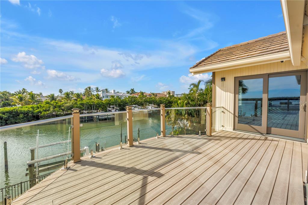 St Petersburg, Florida, 33715, United States, 4 Bedrooms Bedrooms, ,5 BathroomsBathrooms,Residential,For Sale,1999732