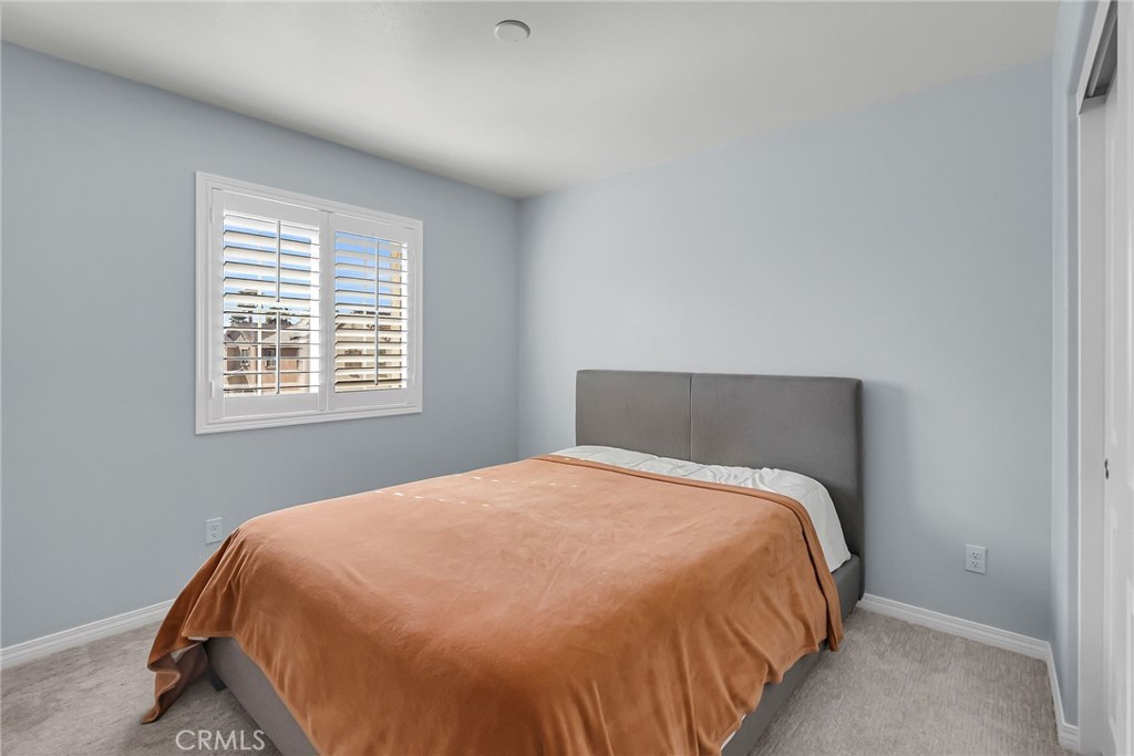 Fontana, California, 92336, United States, 4 Bedrooms Bedrooms, ,3 BathroomsBathrooms,Residential,For Sale,1991527