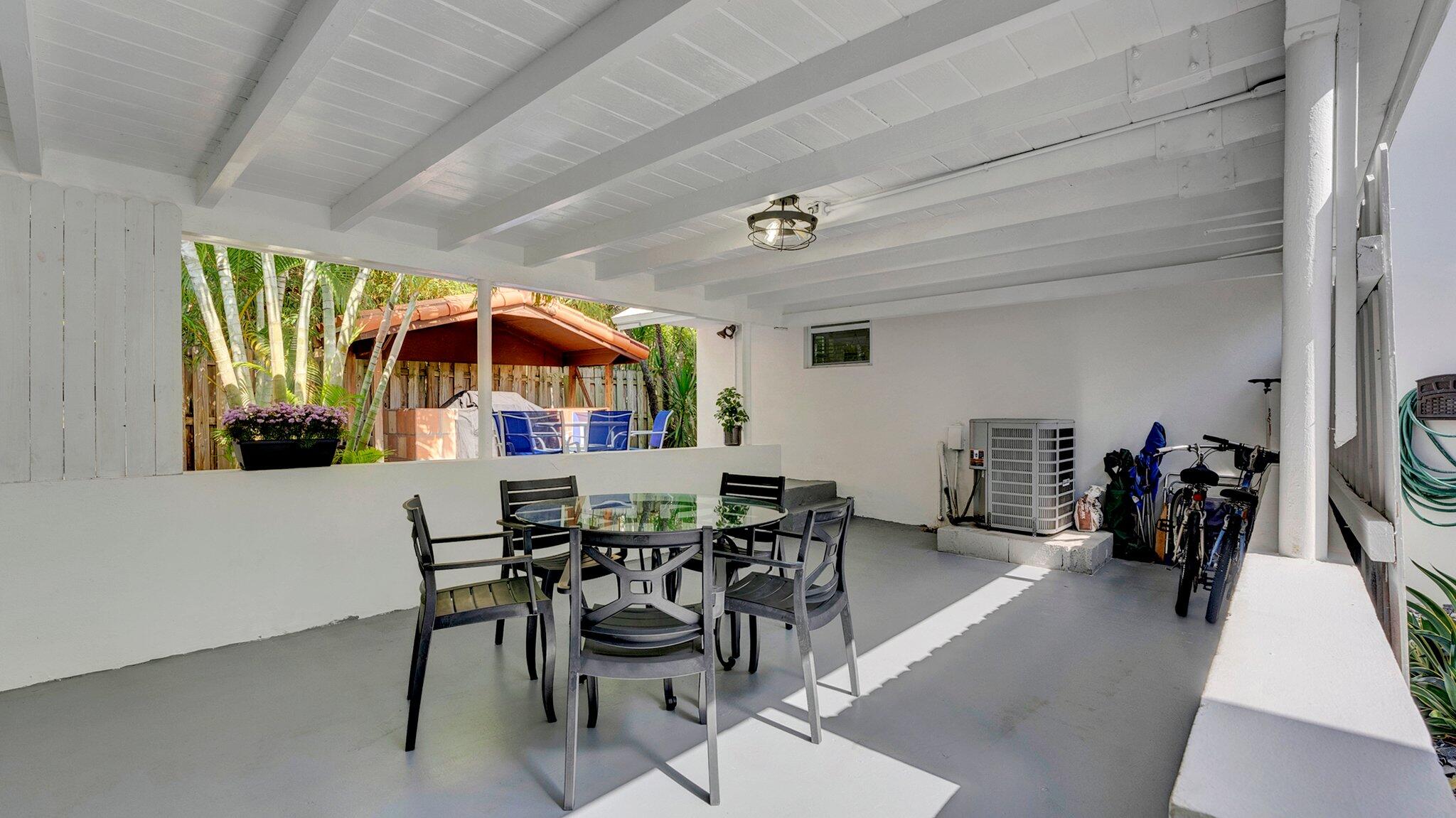 Delray Beach, Florida, 33444, United States, 6 Bedrooms Bedrooms, ,4 BathroomsBathrooms,Residential,For Sale,1836889