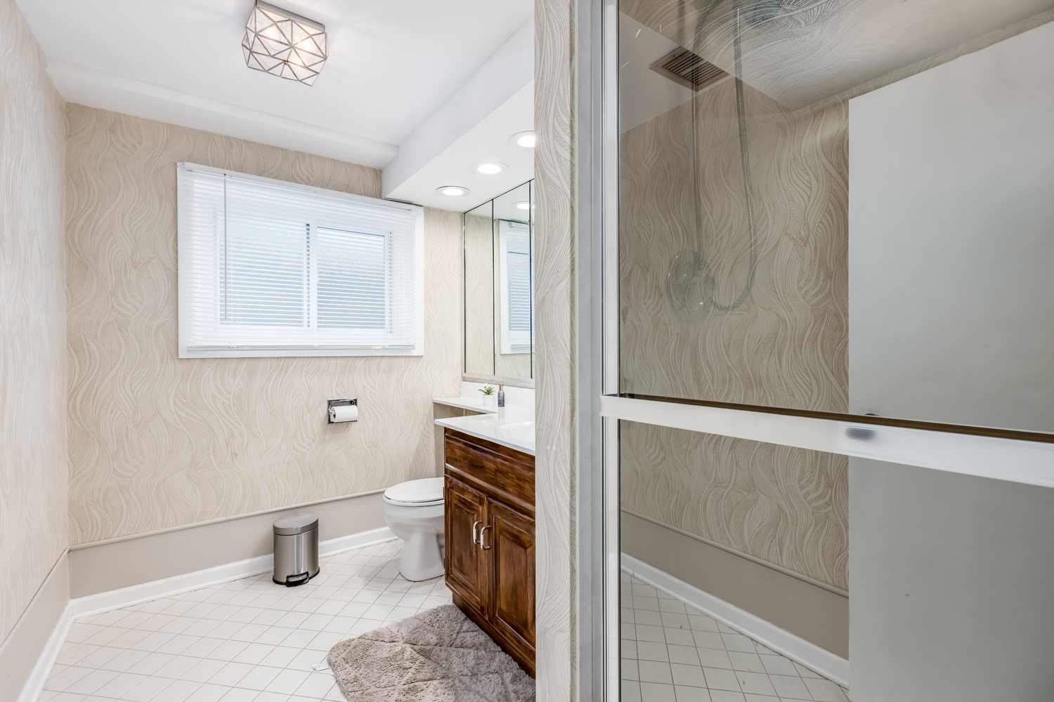 Morton Grove, Illinois, 60053, United States, 5 Bedrooms Bedrooms, ,3 BathroomsBathrooms,Residential,For Sale,1928760