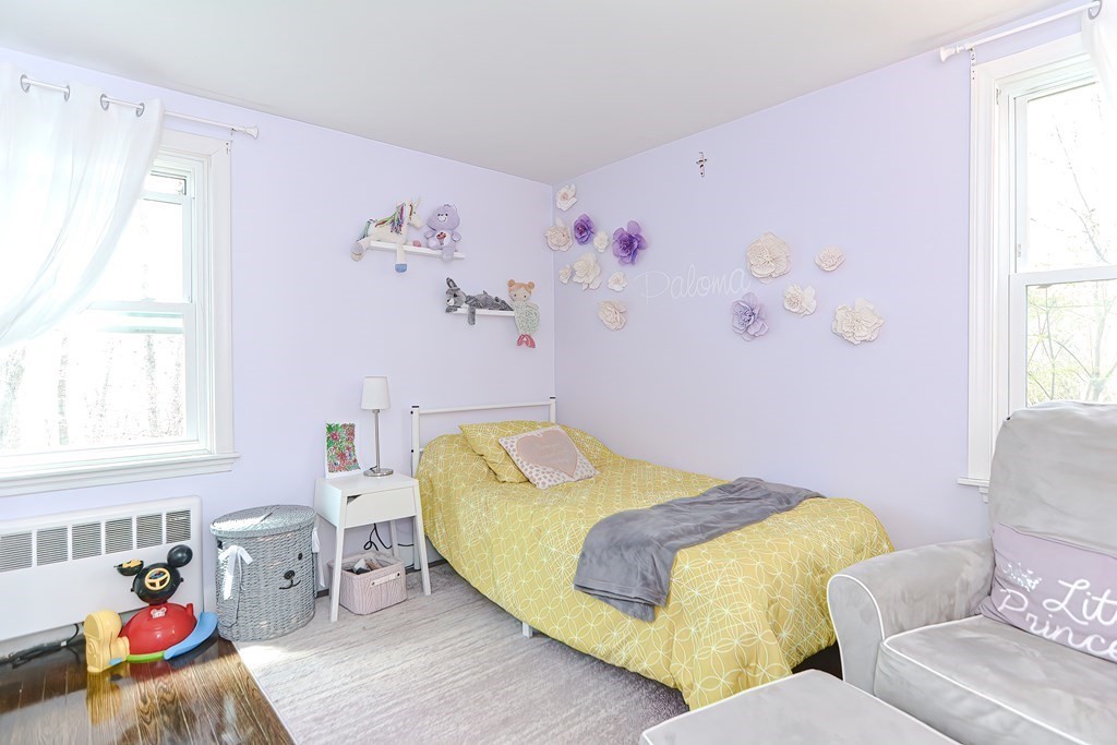 Dedham, Massachusetts, 02026, United States, 3 Bedrooms Bedrooms, ,2 BathroomsBathrooms,Residential,For Sale,1945023