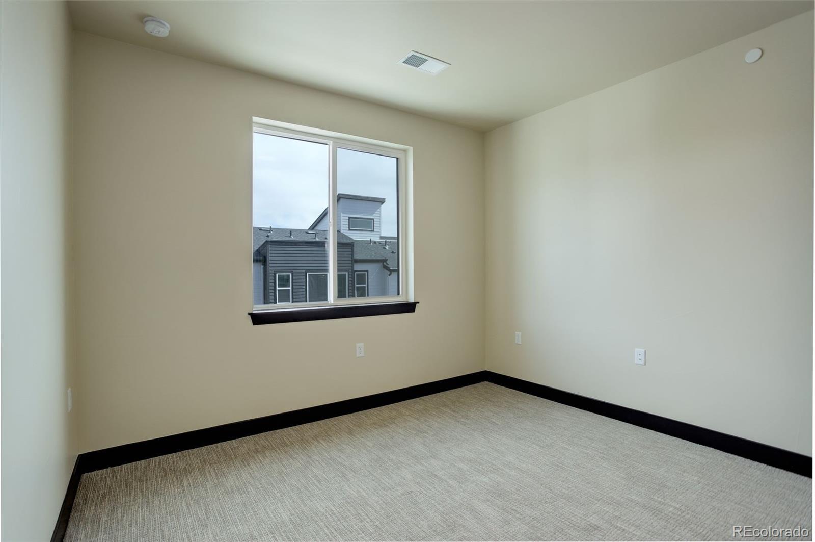 Broomfield, Colorado, 80023, United States, 3 Bedrooms Bedrooms, ,4 BathroomsBathrooms,Residential,For Sale,1901985
