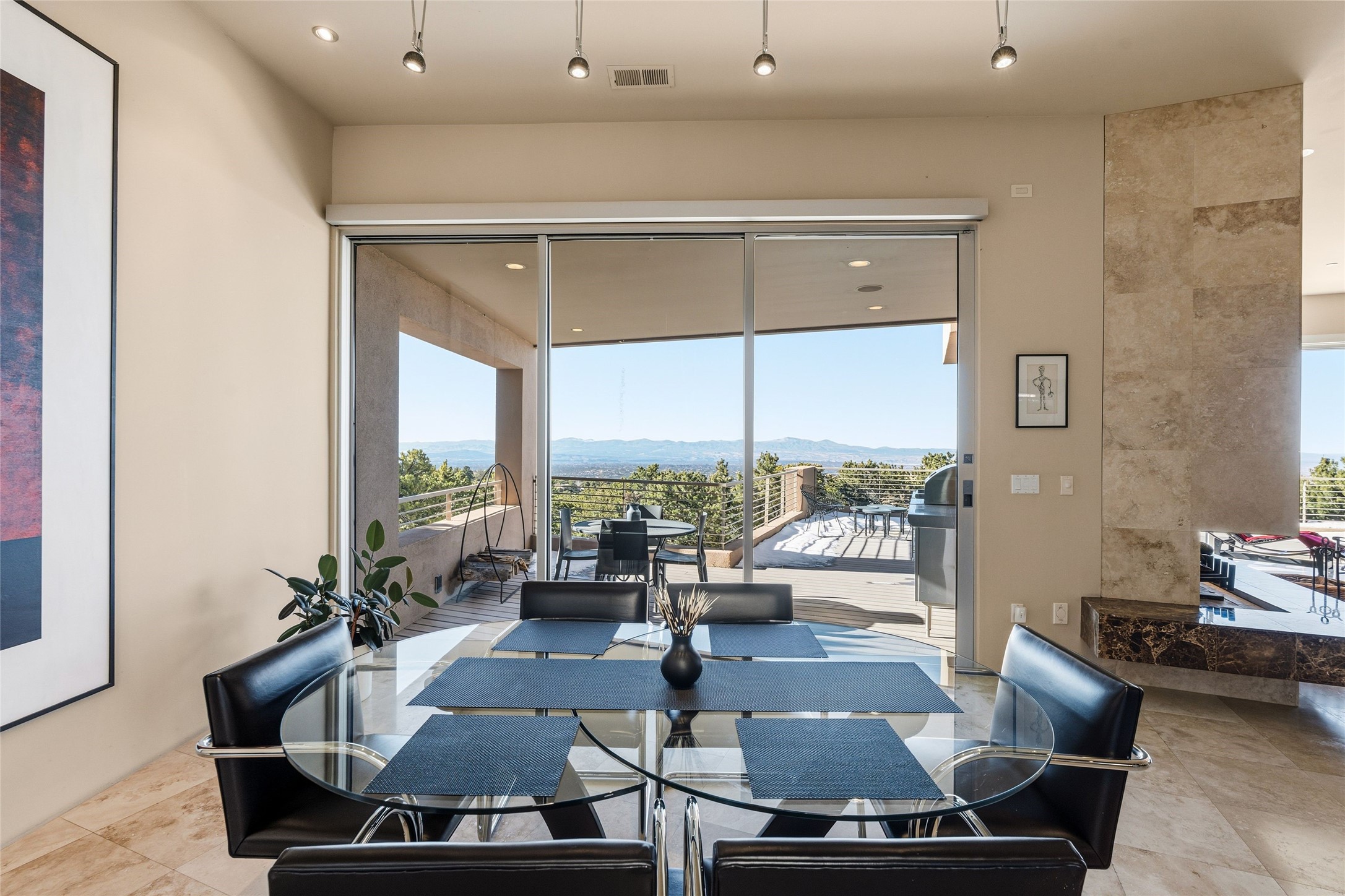  1135 S Summit Drive - 物件實景