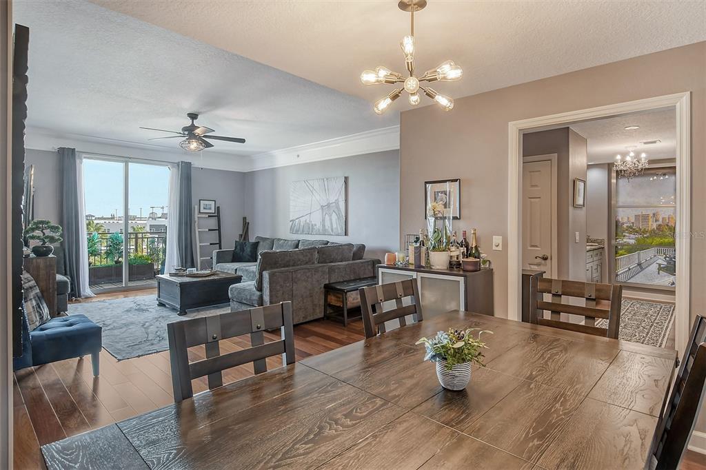 Sarasota, Florida, 34236, United States, 2 Bedrooms Bedrooms, ,2 BathroomsBathrooms,Residential,For Sale,1737963