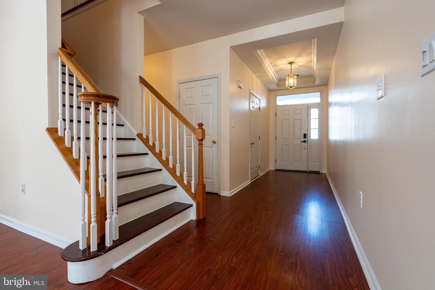 Pennington, New Jersey, 08534, United States, 3 Bedrooms Bedrooms, ,3 BathroomsBathrooms,Residential,For Sale,1939731