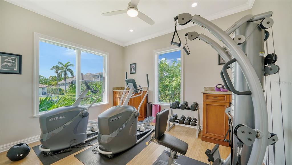 Longboat Key, Florida, 34228, United States, 4 Bedrooms Bedrooms, ,5 BathroomsBathrooms,Residential,For Sale,1999864