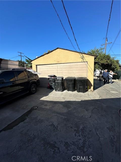 Los Angeles, California, 90001, United States, 3 Bedrooms Bedrooms, ,1 BathroomBathrooms,Residential,For Sale,2009277