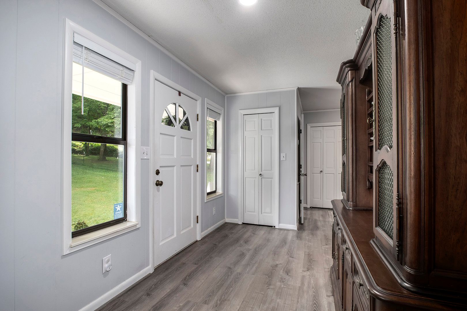 Harriman, Tennessee, 37748, United States, 3 Bedrooms Bedrooms, ,3 BathroomsBathrooms,Residential,For Sale,2011405