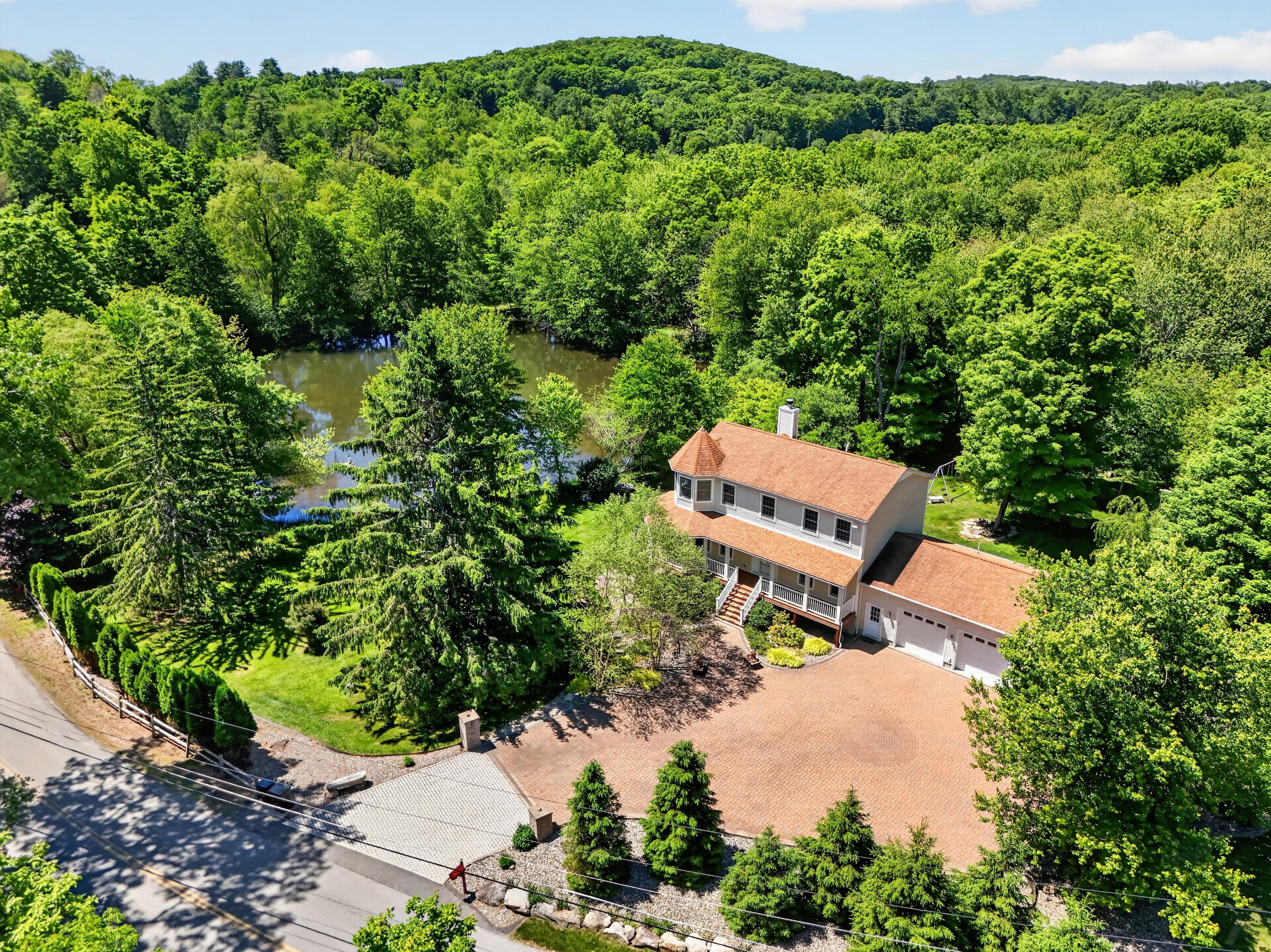  433 Barrett Hill Road - 物件實景