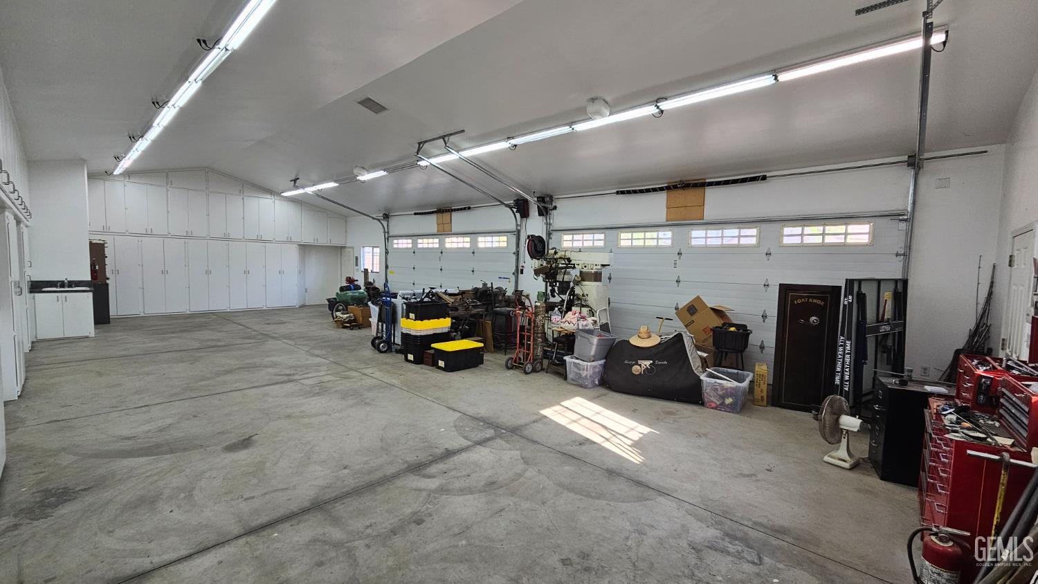 Bakersfield, California, 93312, United States, 4 Bedrooms Bedrooms, ,3 BathroomsBathrooms,Residential,For Sale,1940074