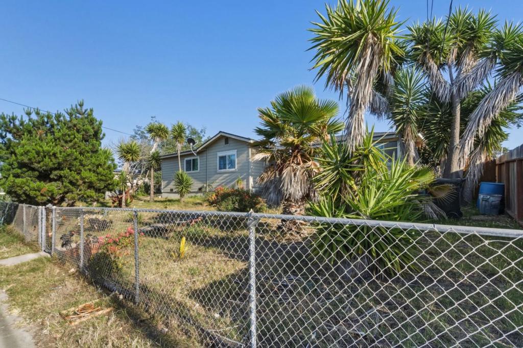 Seaside, California, 93955, United States, 3 Bedrooms Bedrooms, ,1 BathroomBathrooms,Residential,For Sale,2048589