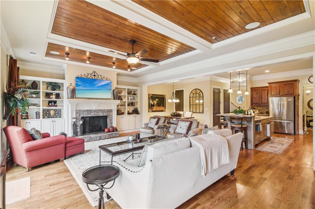 Suwanee, Georgia, 30024, United States, 3 Bedrooms Bedrooms, ,3 BathroomsBathrooms,Residential,For Sale,1879501