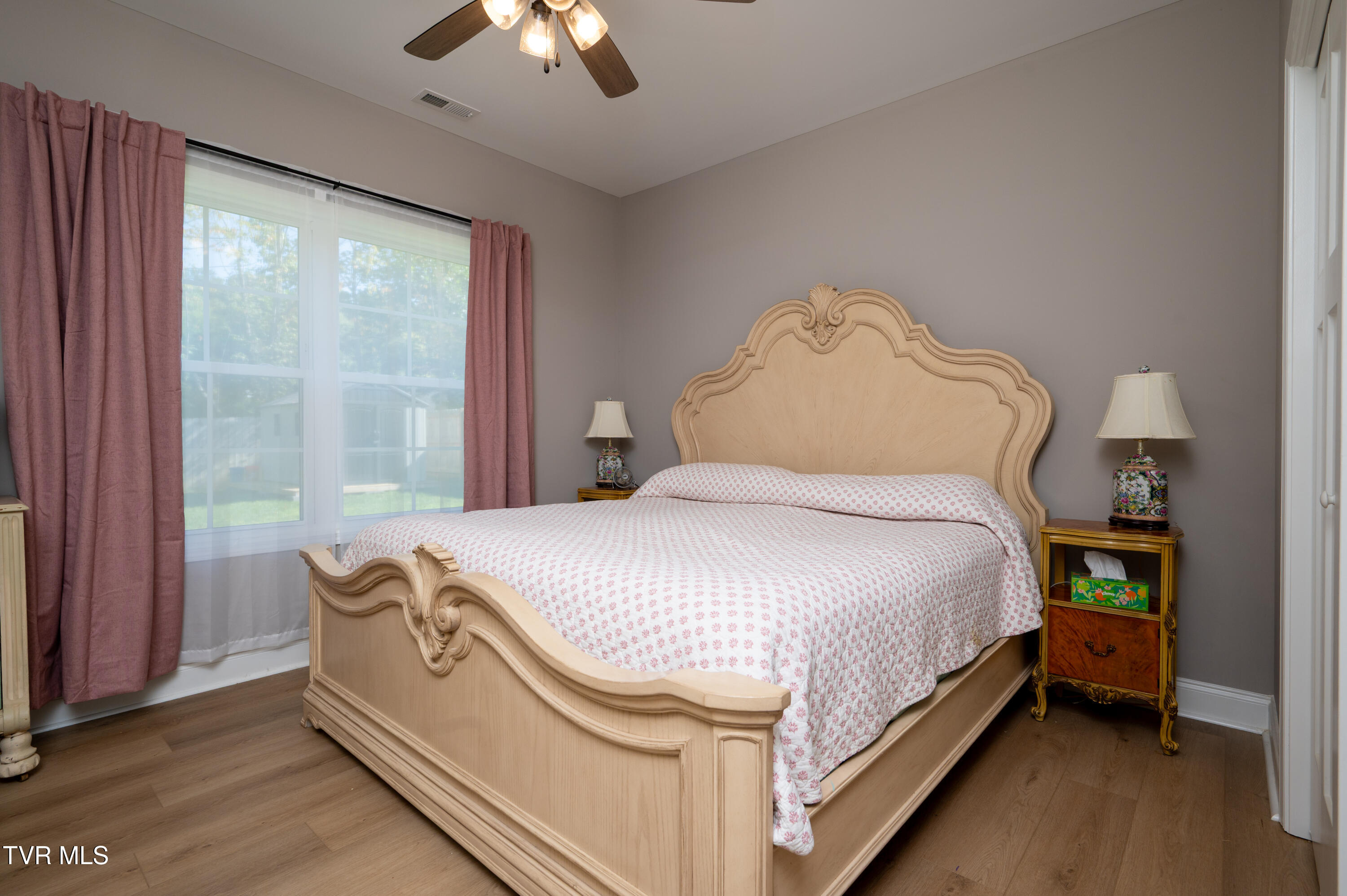 Erwin, Tennessee, 37650, United States, 4 Bedrooms Bedrooms, ,3 BathroomsBathrooms,Residential,For Sale,1944978