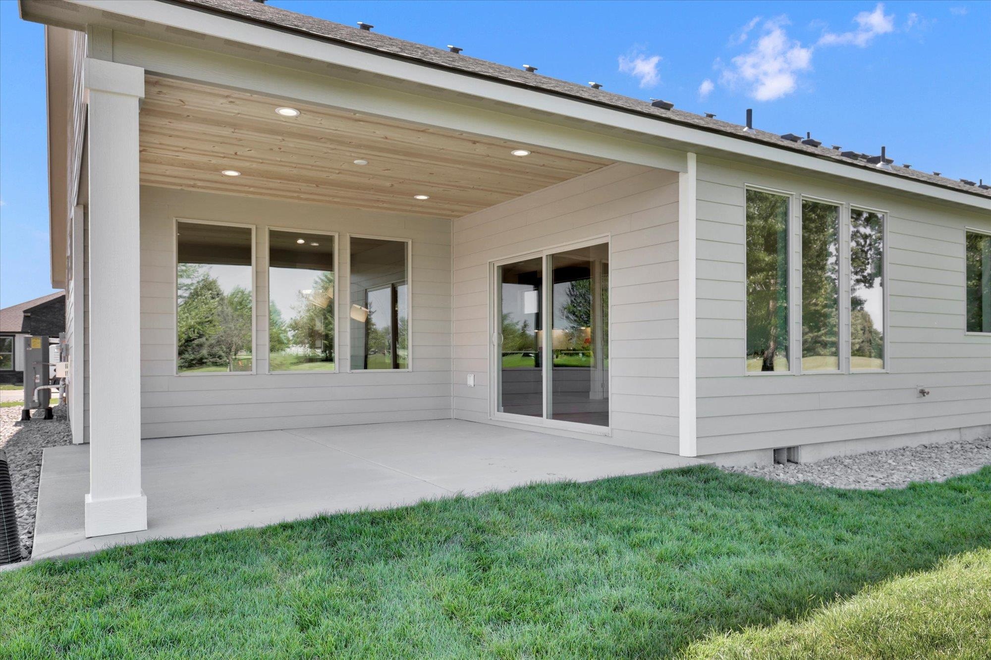 Deer Park, Washington, 99006, United States, 3 Bedrooms Bedrooms, ,2 BathroomsBathrooms,Residential,For Sale,1994533