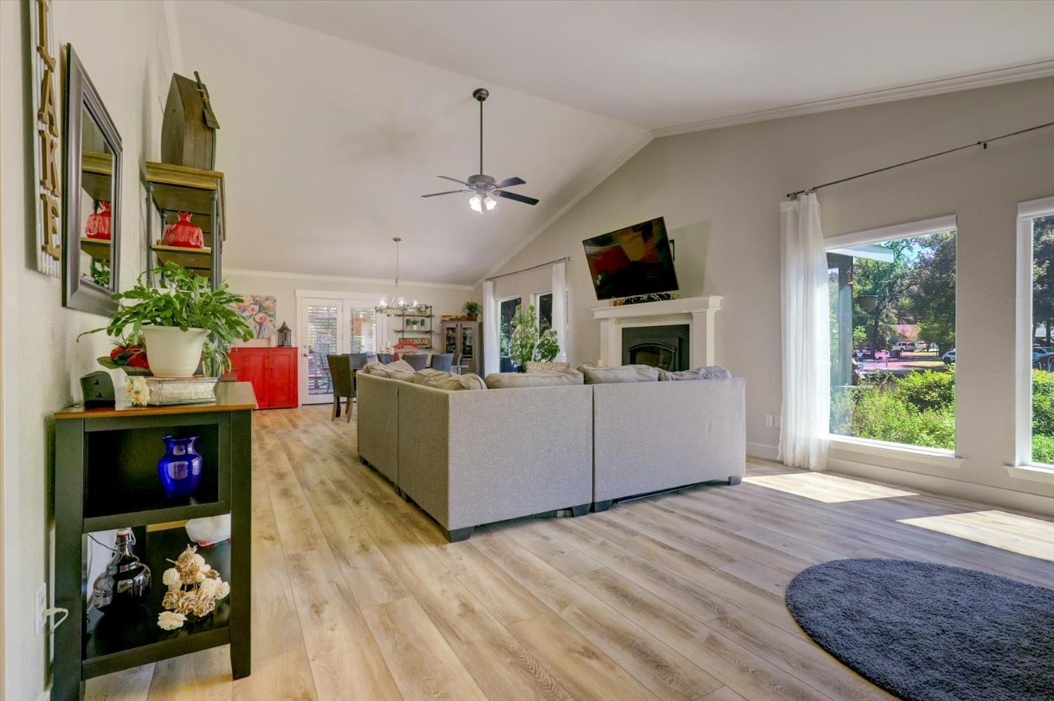 Auburn, California, 95602, United States, 3 Bedrooms Bedrooms, ,3 BathroomsBathrooms,Residential,For Sale,1904387