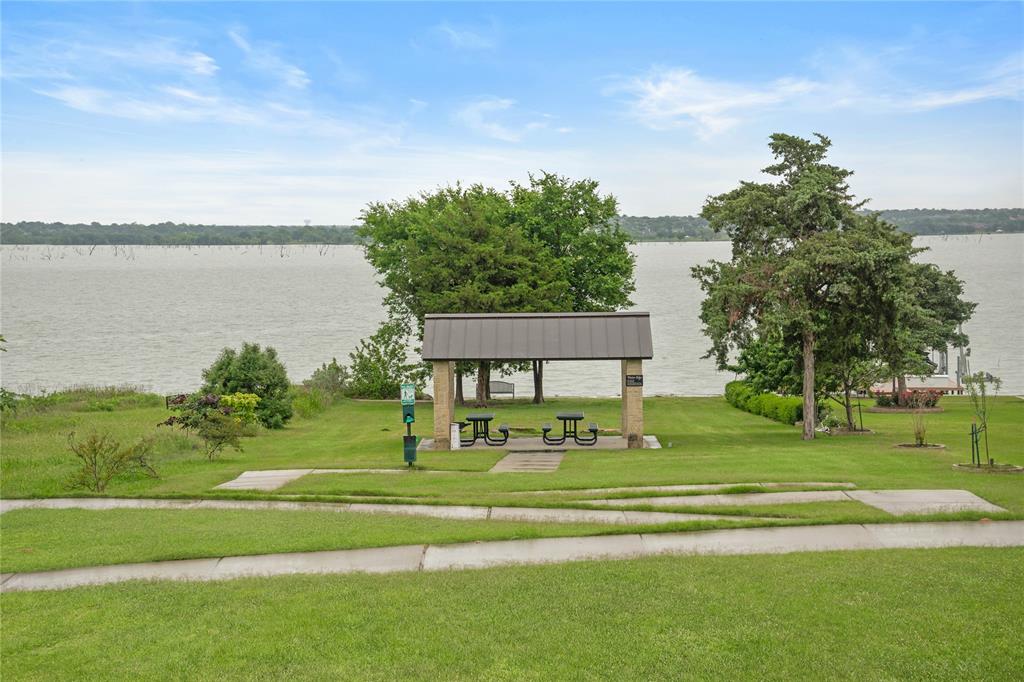 Rowlett, Texas, 75089, United States, 4 Bedrooms Bedrooms, ,5 BathroomsBathrooms,Residential,For Sale,1768476