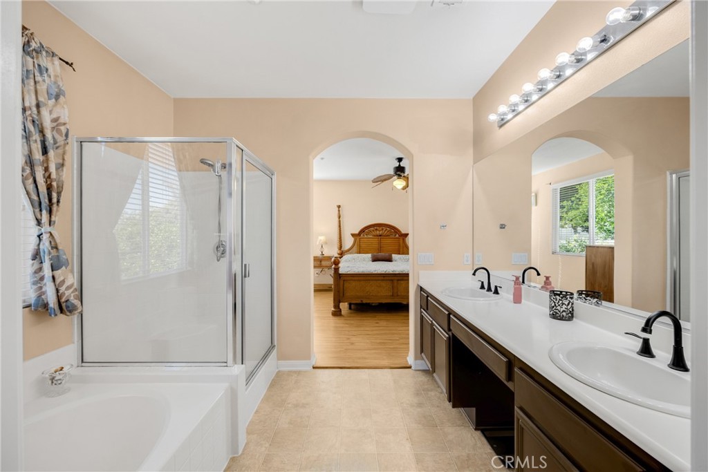 Highland, California, 92346, United States, 5 Bedrooms Bedrooms, ,4 BathroomsBathrooms,Residential,For Sale,1975200