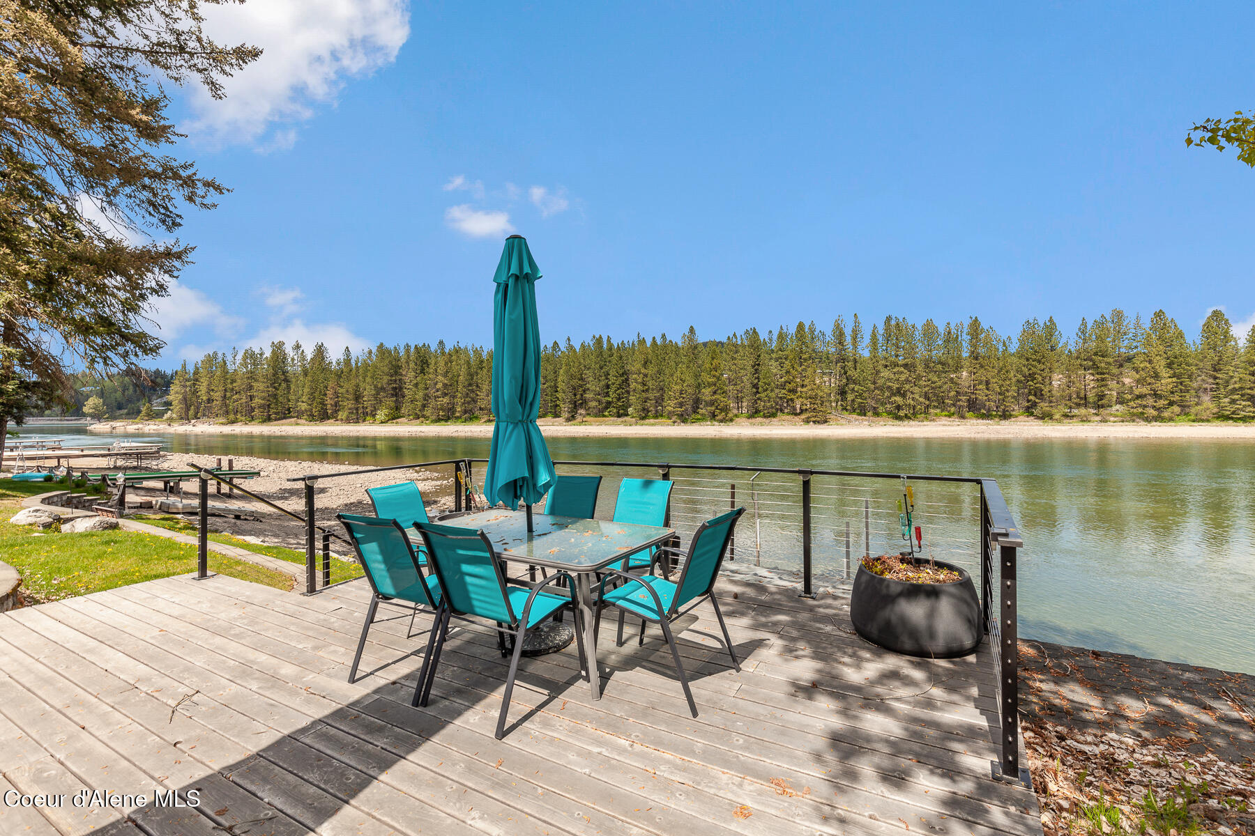 Priest River, Idaho, 83856, United States, 2 Bedrooms Bedrooms, ,2 BathroomsBathrooms,Residential,For Sale,1798320