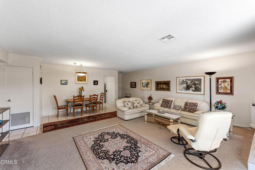 Camarillo, California, 93010, United States, 2 Bedrooms Bedrooms, ,2 BathroomsBathrooms,Residential,For Sale,1931047