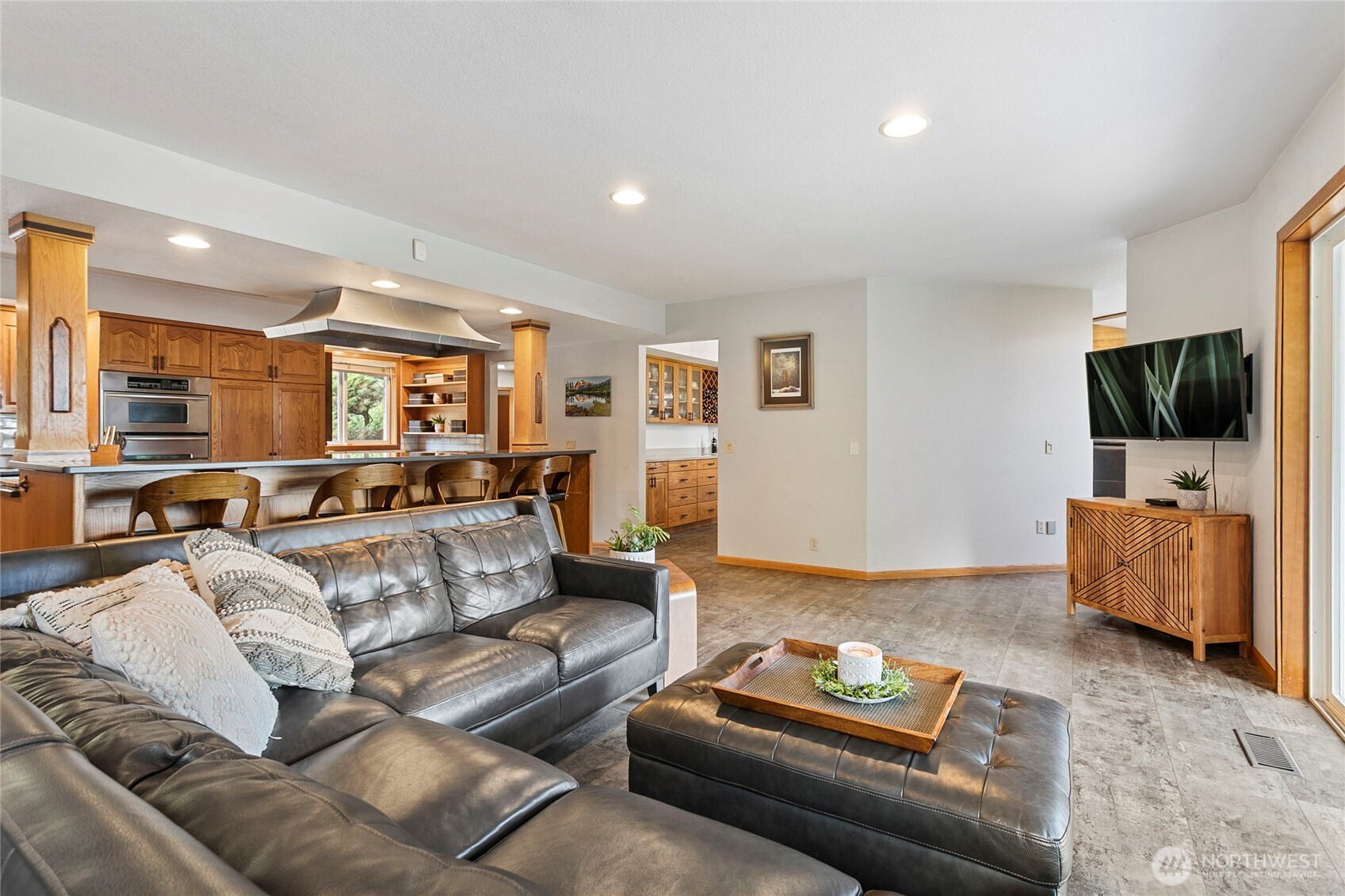 Ferndale, Washington, 98248, United States, 5 Bedrooms Bedrooms, ,1 BathroomBathrooms,Residential,For Sale,1901215