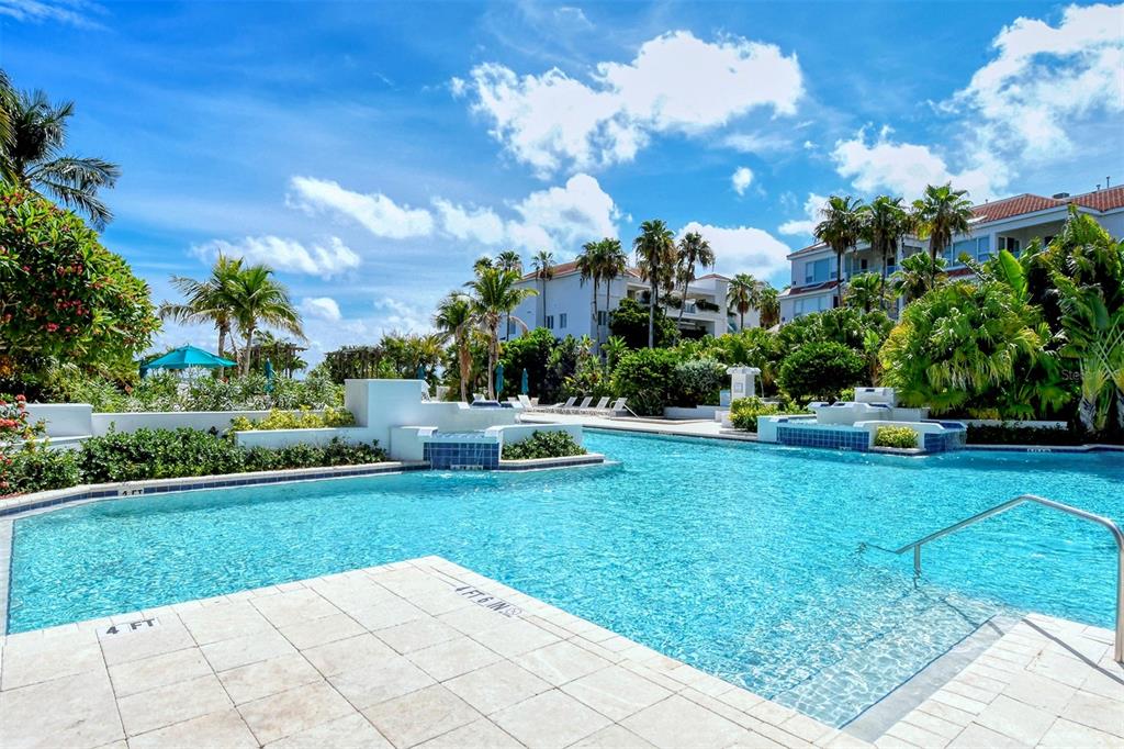 Longboat Key, Florida, 34228, United States, 2 Bedrooms Bedrooms, ,3 BathroomsBathrooms,Residential,For Sale,1989071