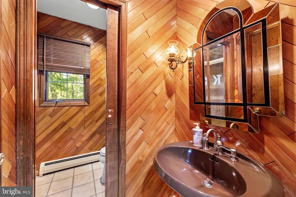 Hightstown, New Jersey, 08520, United States, 5 Bedrooms Bedrooms, ,4 BathroomsBathrooms,Residential,For Sale,1905744