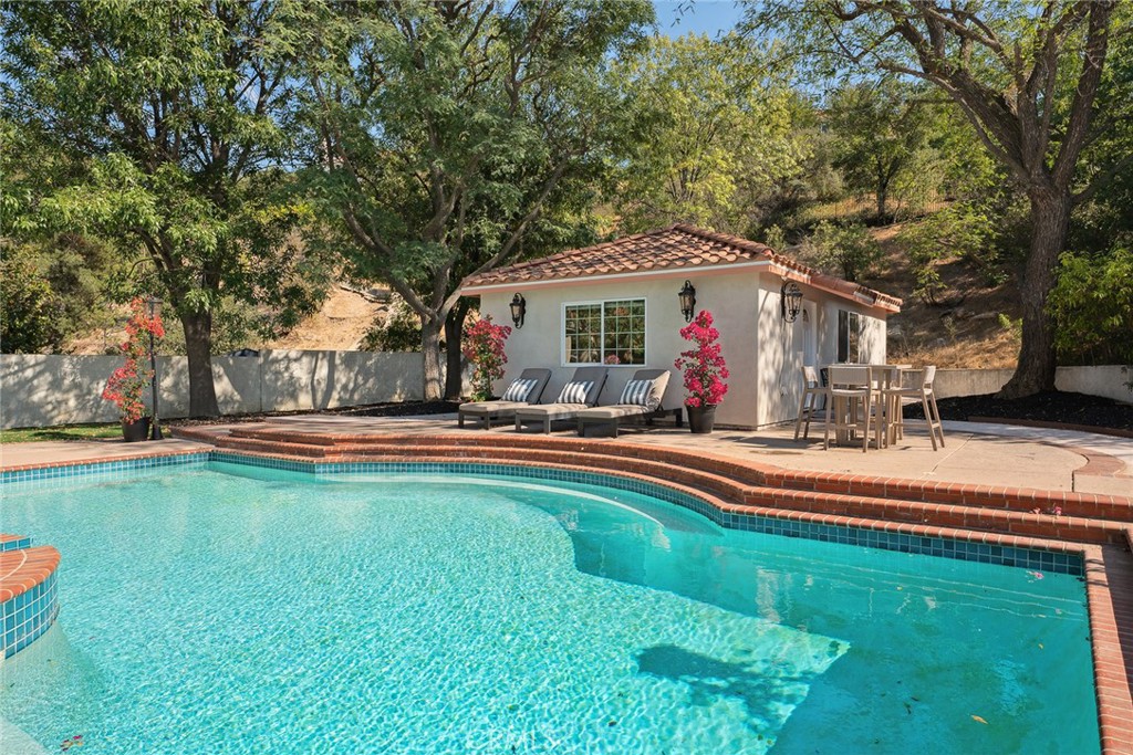 Calabasas, California, 91302, United States, 7 Bedrooms Bedrooms, ,7 BathroomsBathrooms,Residential,For Sale,1951012