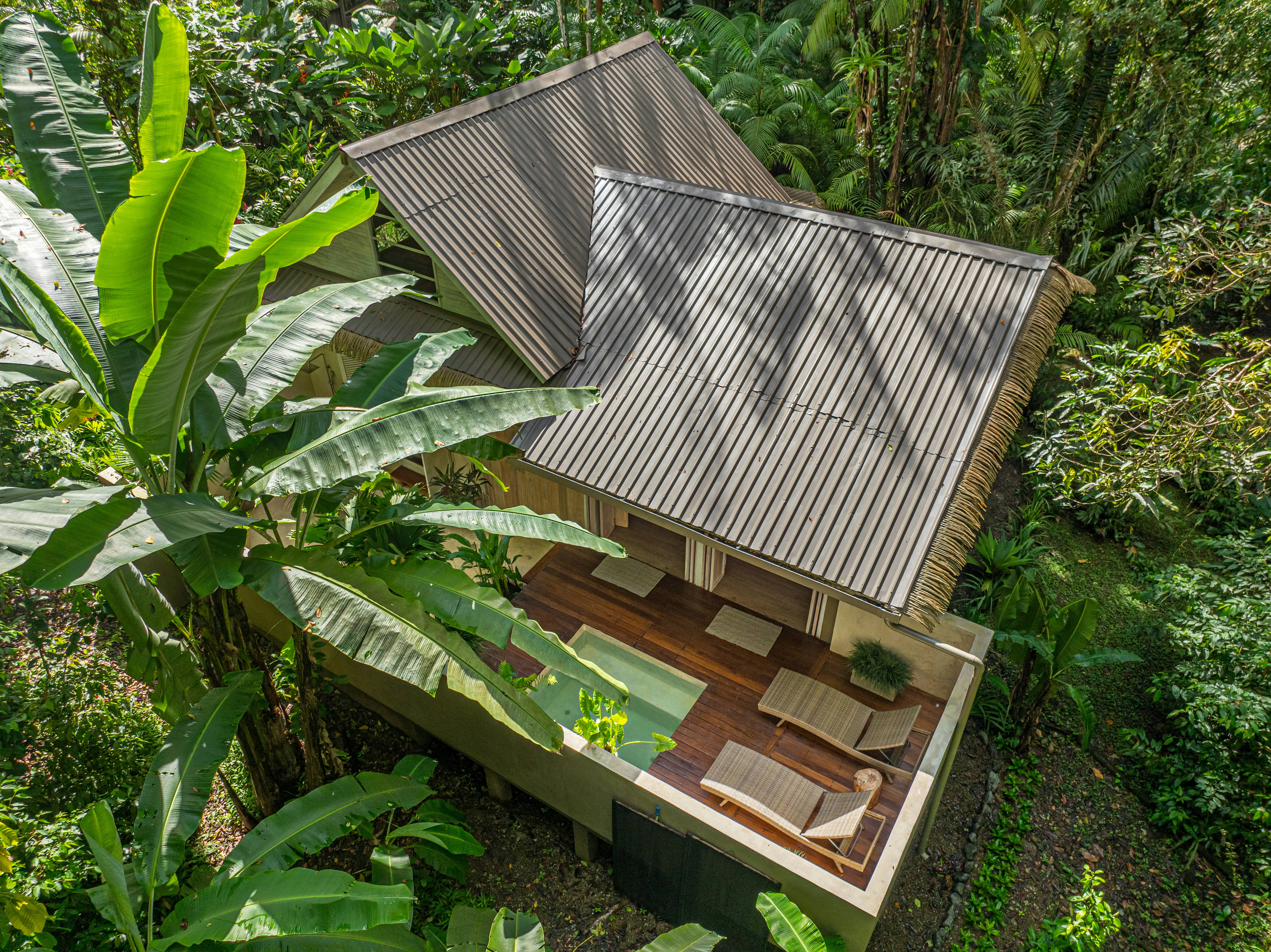 Golfito, Puntarenas, CR, 15 Bedrooms Bedrooms, ,13 BathroomsBathrooms,Residential,For Sale,1903279