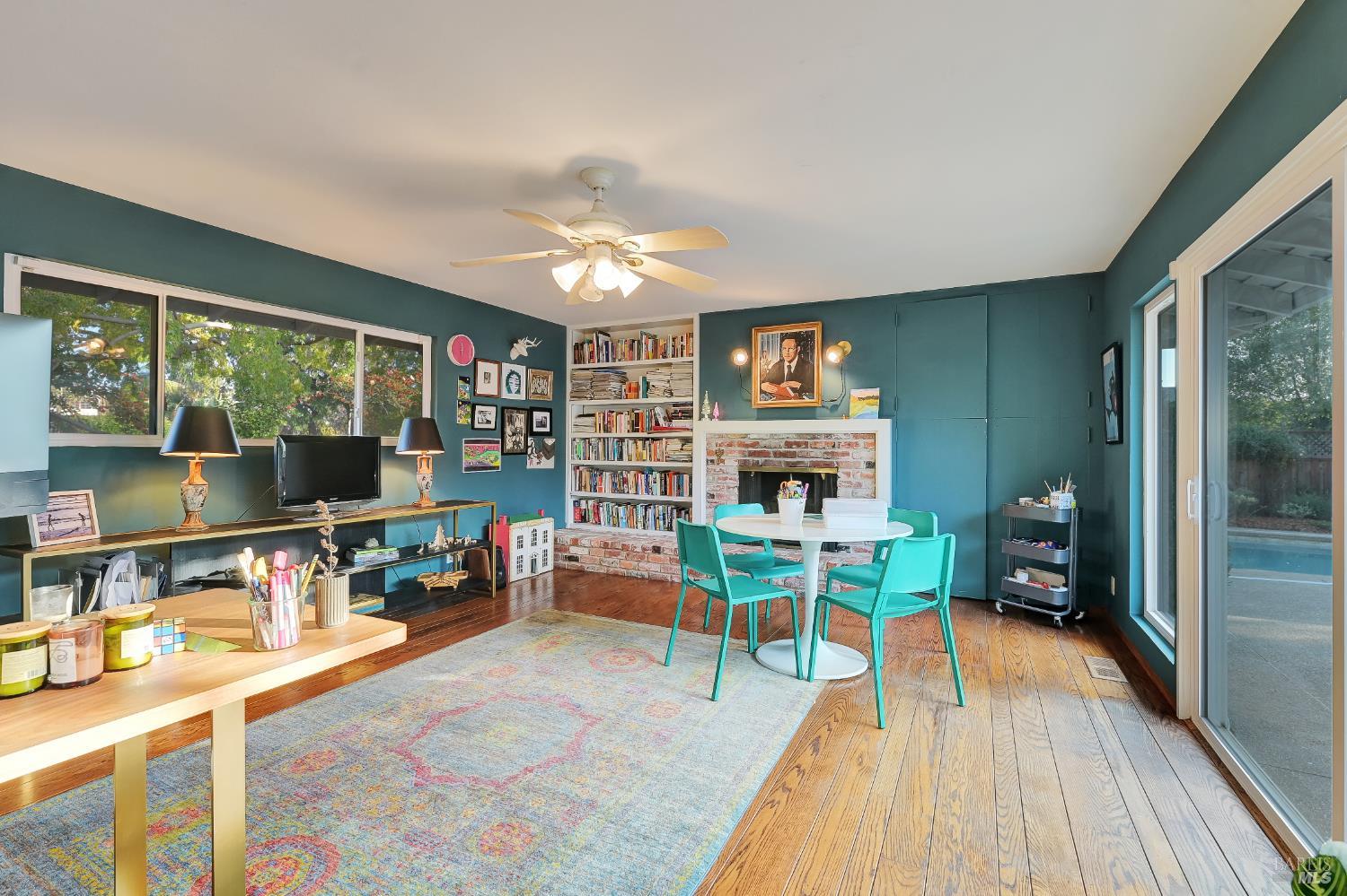 San Rafael, California, 94901, United States, 3 Bedrooms Bedrooms, ,3 BathroomsBathrooms,Residential,For Sale,2002955