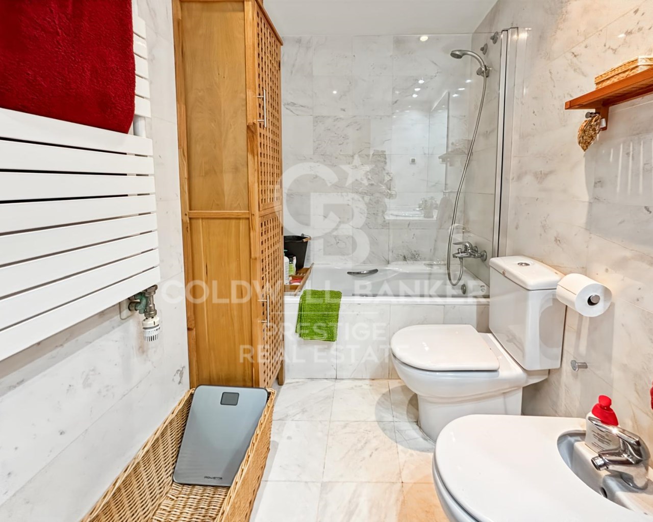 Barcelona, Catalonia, ES, 4 Bedrooms Bedrooms, ,2 BathroomsBathrooms,Residential,For Sale,1759816