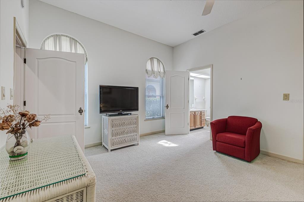 Lake Wales, Florida, 33898, United States, 2 Bedrooms Bedrooms, ,4 BathroomsBathrooms,Residential,For Sale,1908279