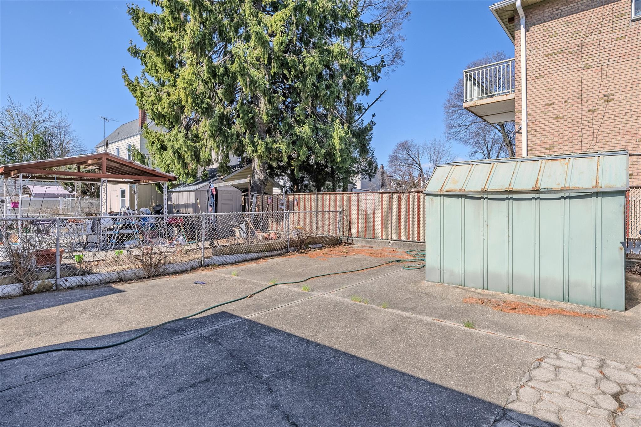 Queens Village, New York, 11428, United States, 4 Bedrooms Bedrooms, ,2 BathroomsBathrooms,Residential,For Sale,1752730